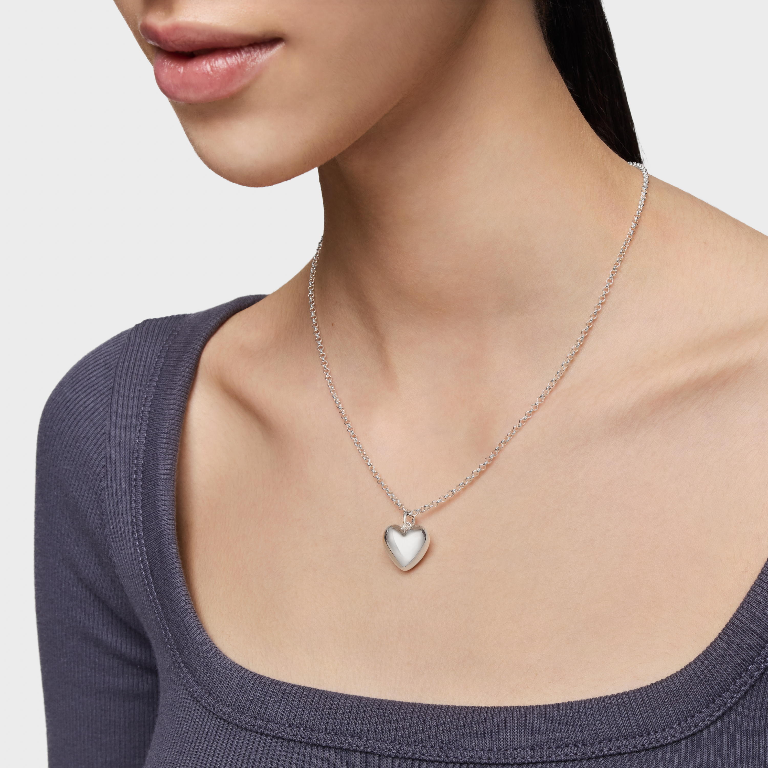 Small silver heart motif Pendant Garden of Love