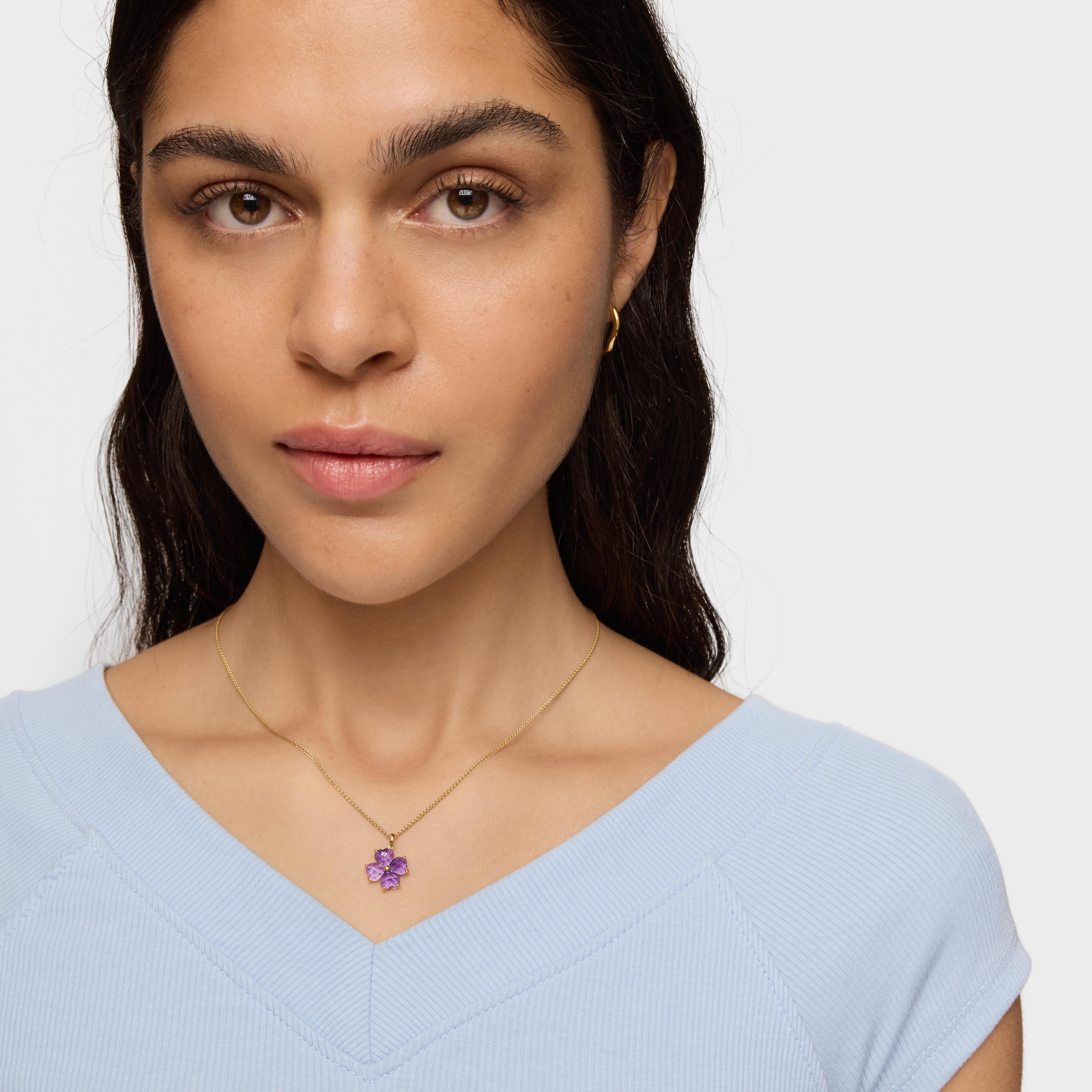 18K solid gold Pendant with amethyst Daisy