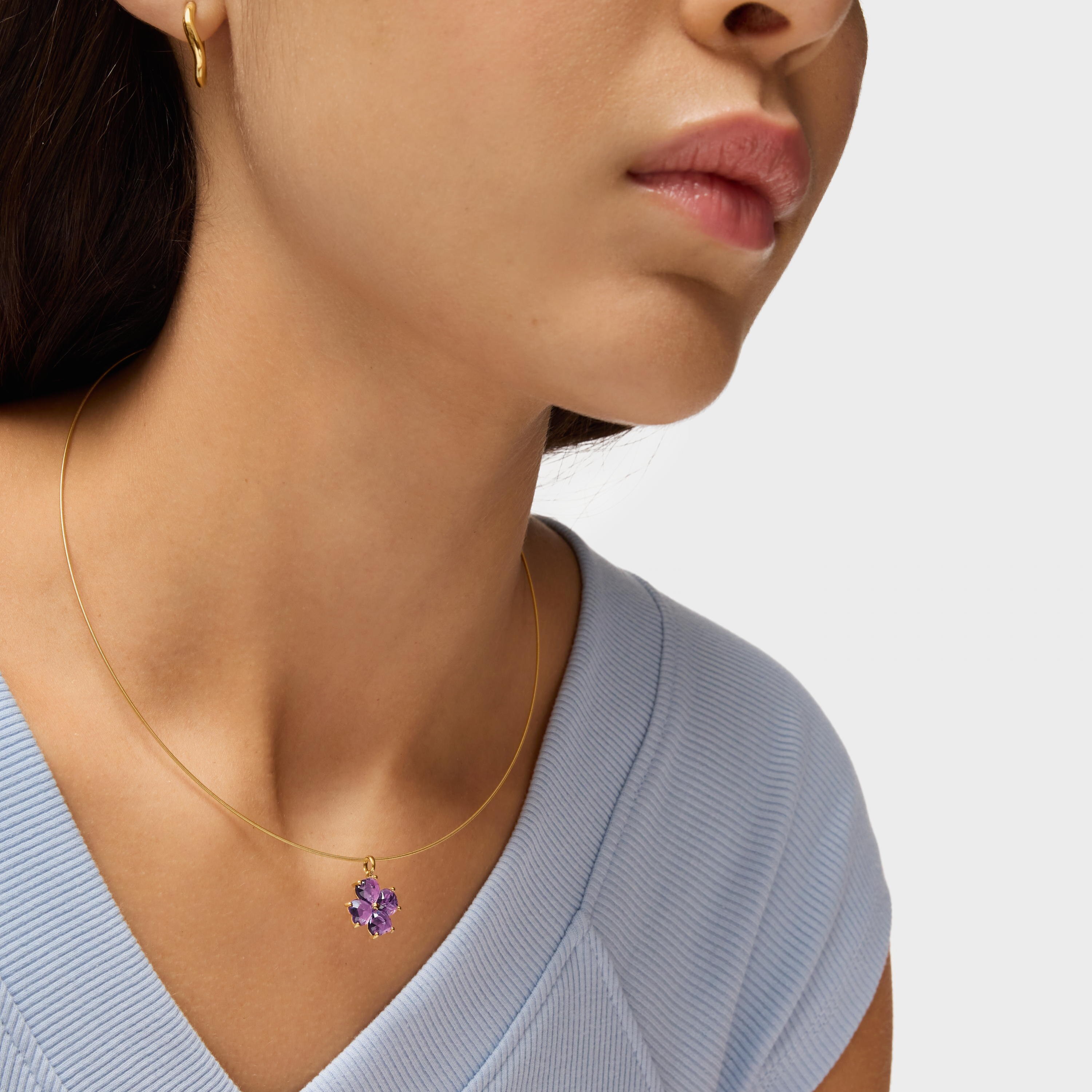 18K solid gold Pendant with amethyst Daisy