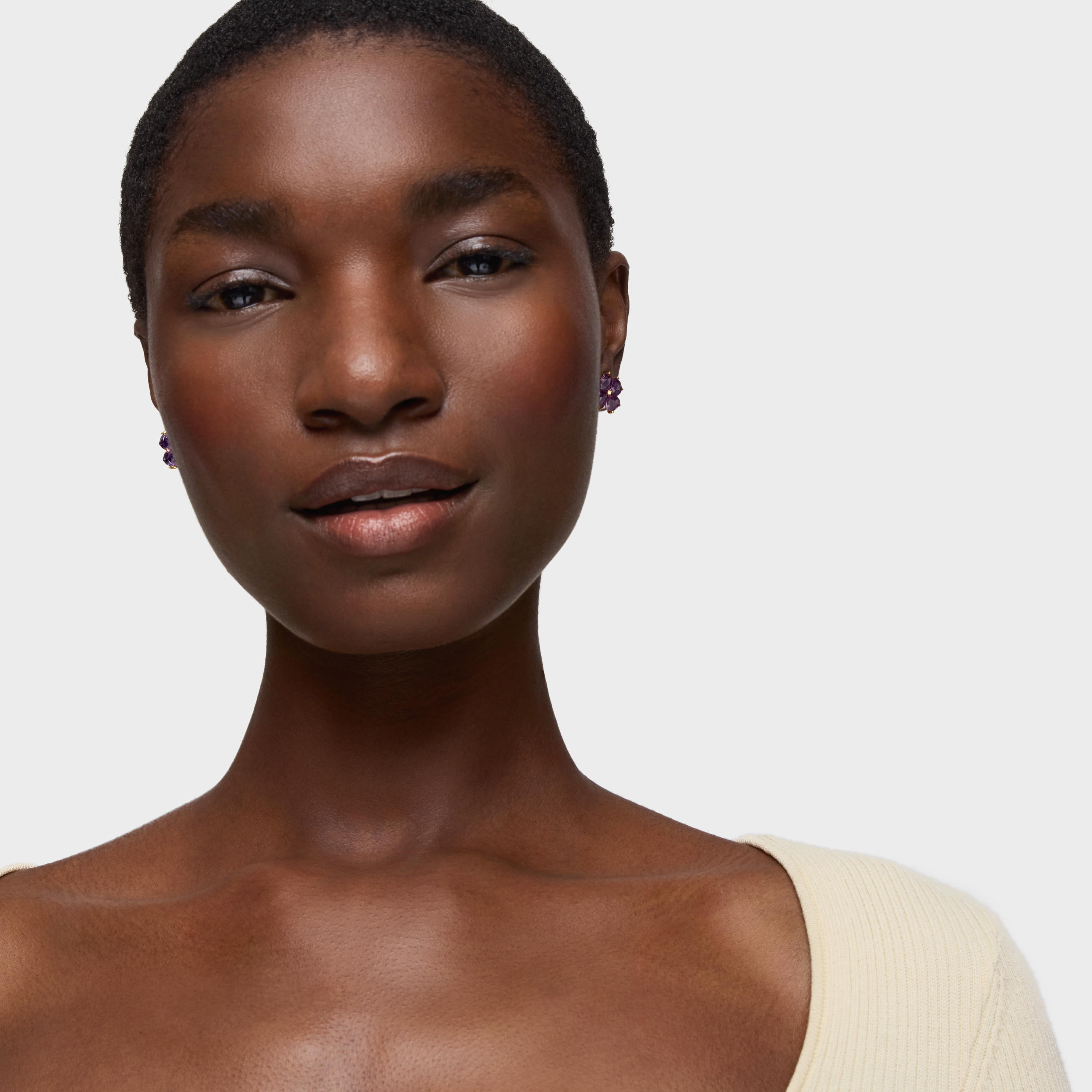 18K solid gold Earrings with amethyst Daisy