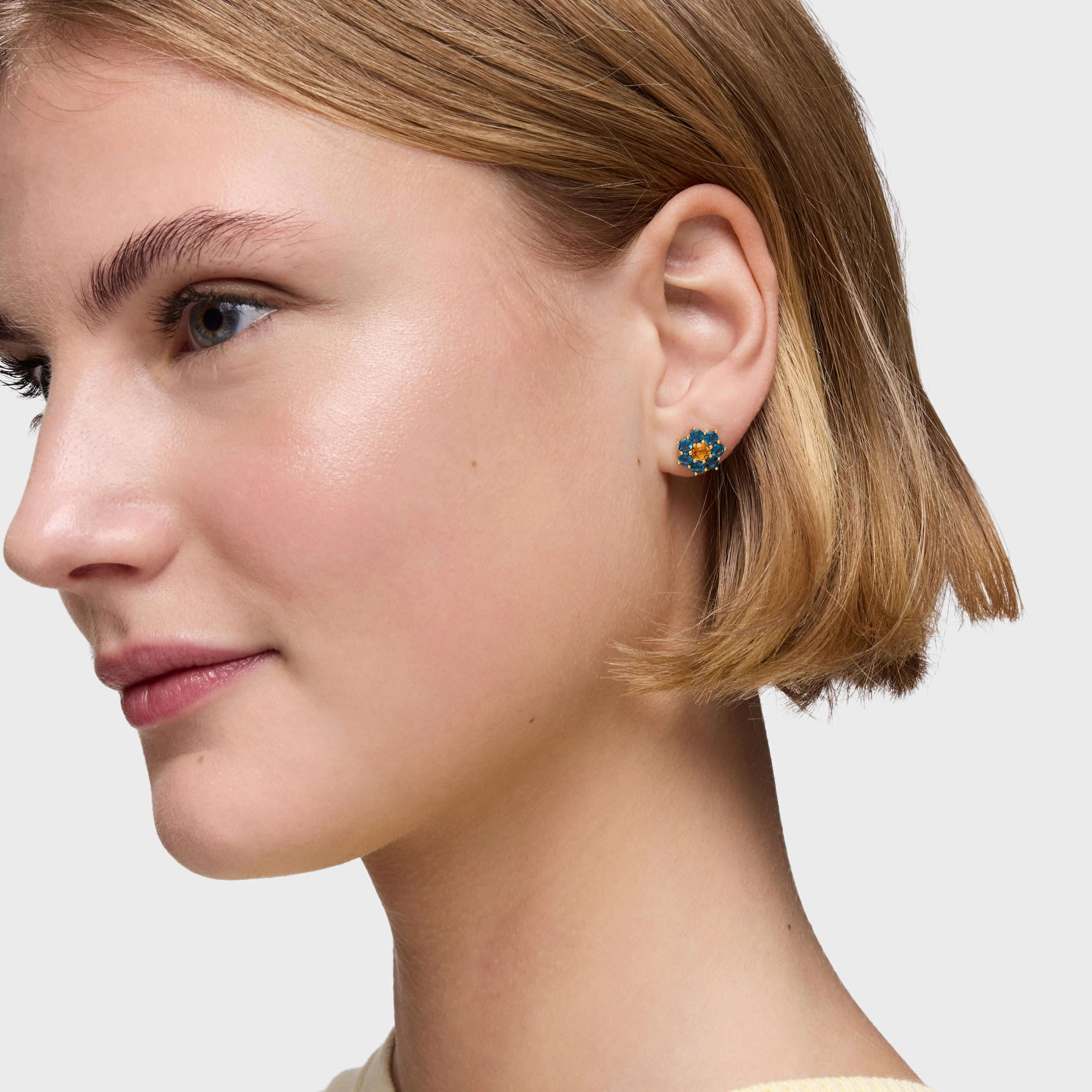 18K solid gold Earrings with gemstones Daisy