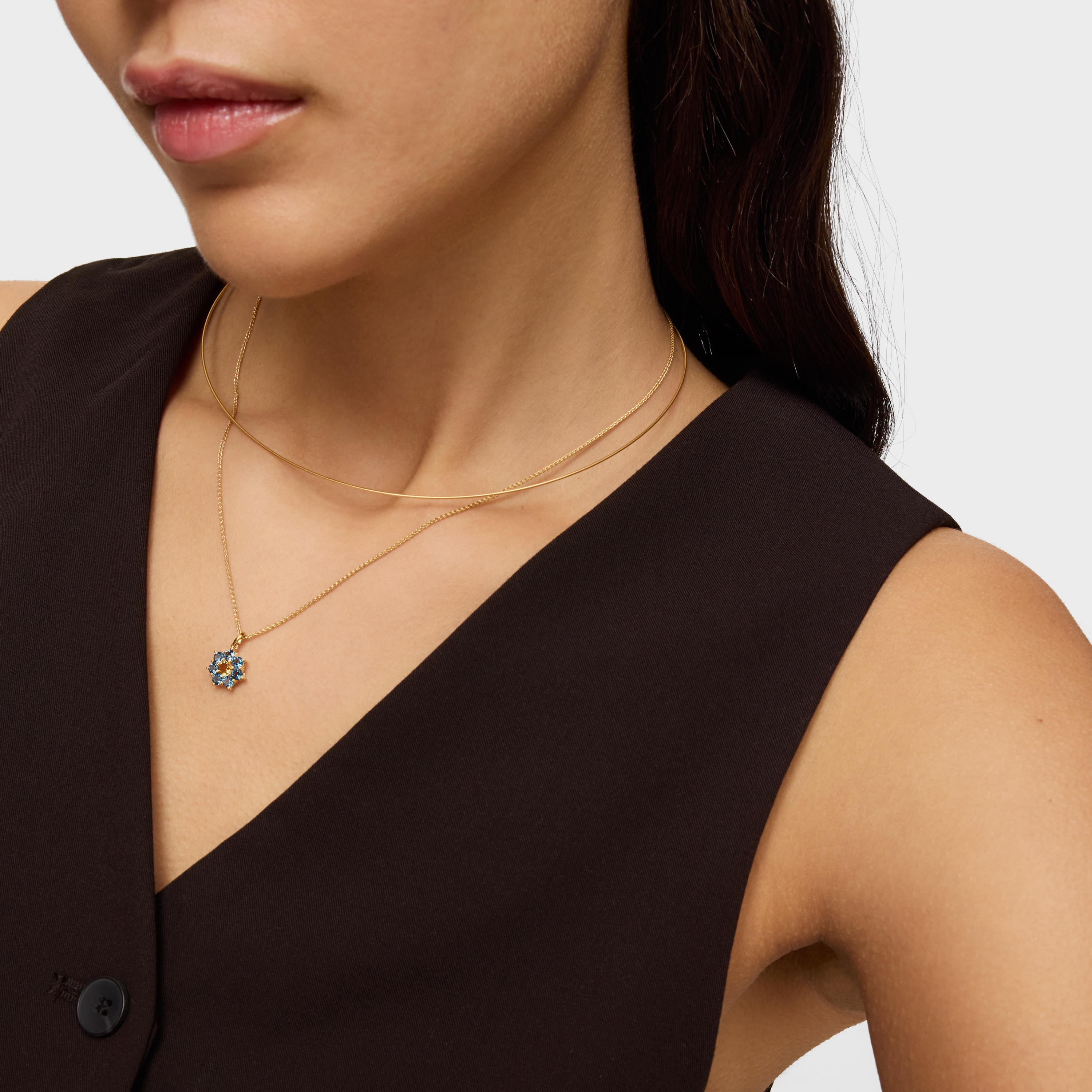 18K solid gold Pendant with gemstones Daisy