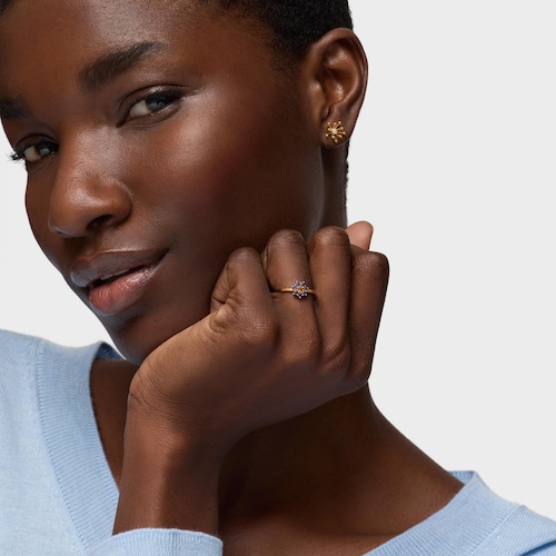 Gold Ring with gemstones Daisy