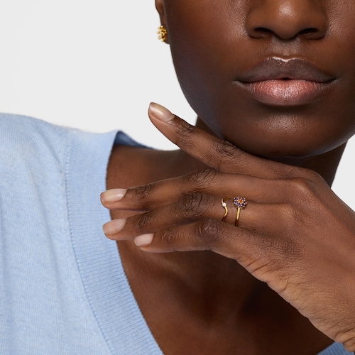 Gold Ring with gemstones Daisy