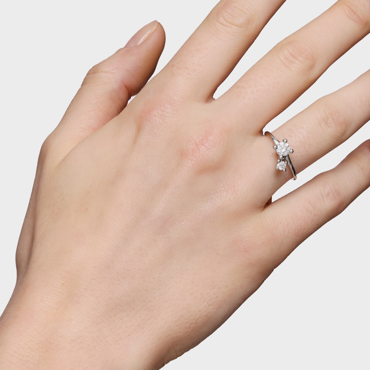 Anillo solitario y motivo colgante de platino con diamantes creados en laboratorio 0,45 ct Shine LGD