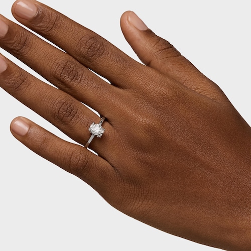 Anillo solitario de platino con diamante creado en laboratorio 0,70 ct Sweet Diamonds LGD