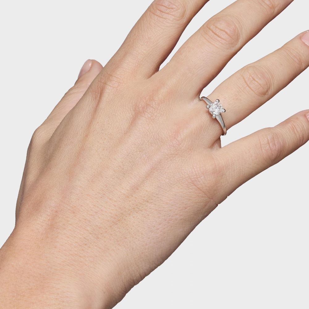 Samostatn&yacute; platinov&yacute; Prsteň s 0,70&nbsp;kt syntetick&yacute;m diamantom TOUS Shine LGD