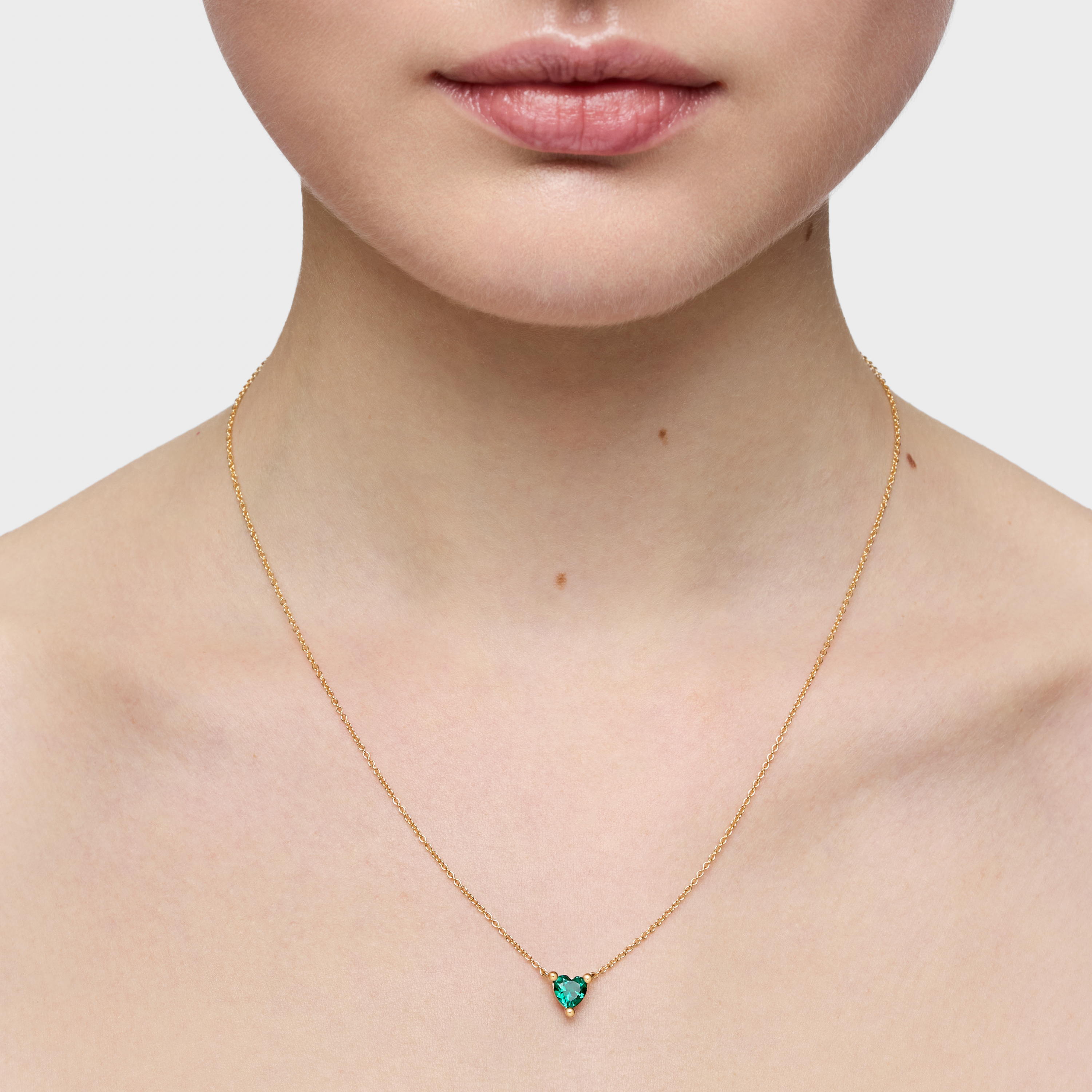 Short 18K gold vermeil Necklace with lab-grown emerald Garden of Love LGG