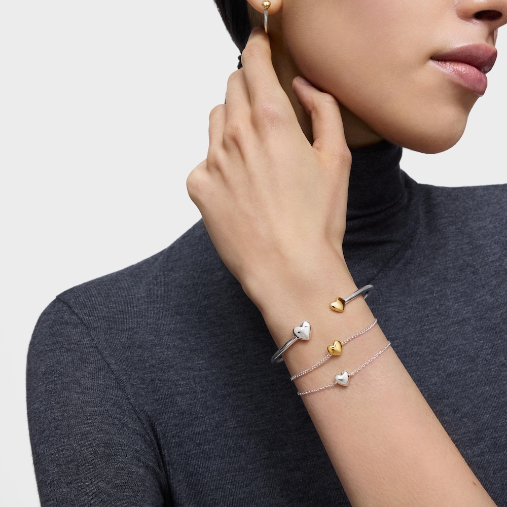 Stř&iacute;brn&yacute; řet&iacute;zkov&yacute; N&aacute;ramek s&nbsp;motivem srdce Garden of Love