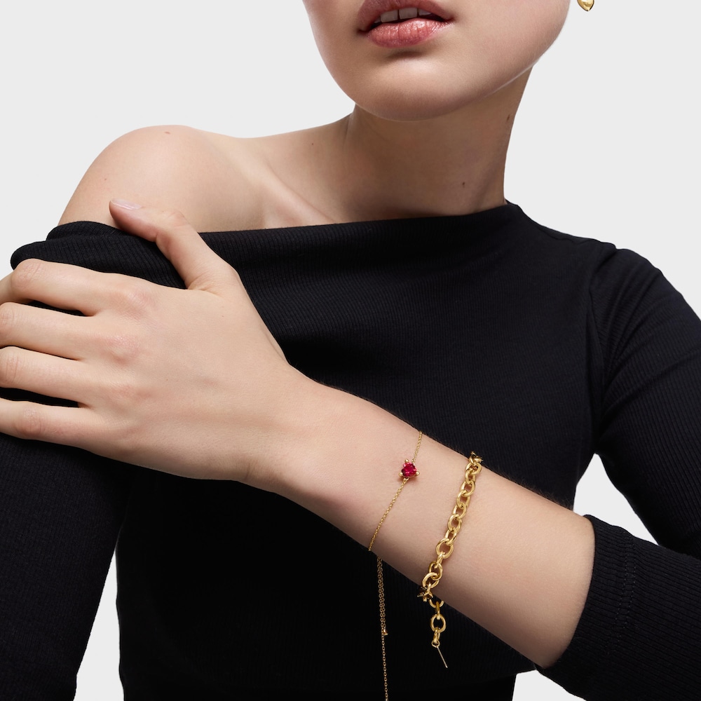 Pulsera cadena con ba&ntilde;o de oro 18 kt sobre plata y rub&iacute; creado en laboratorio Garden Of Love LGG