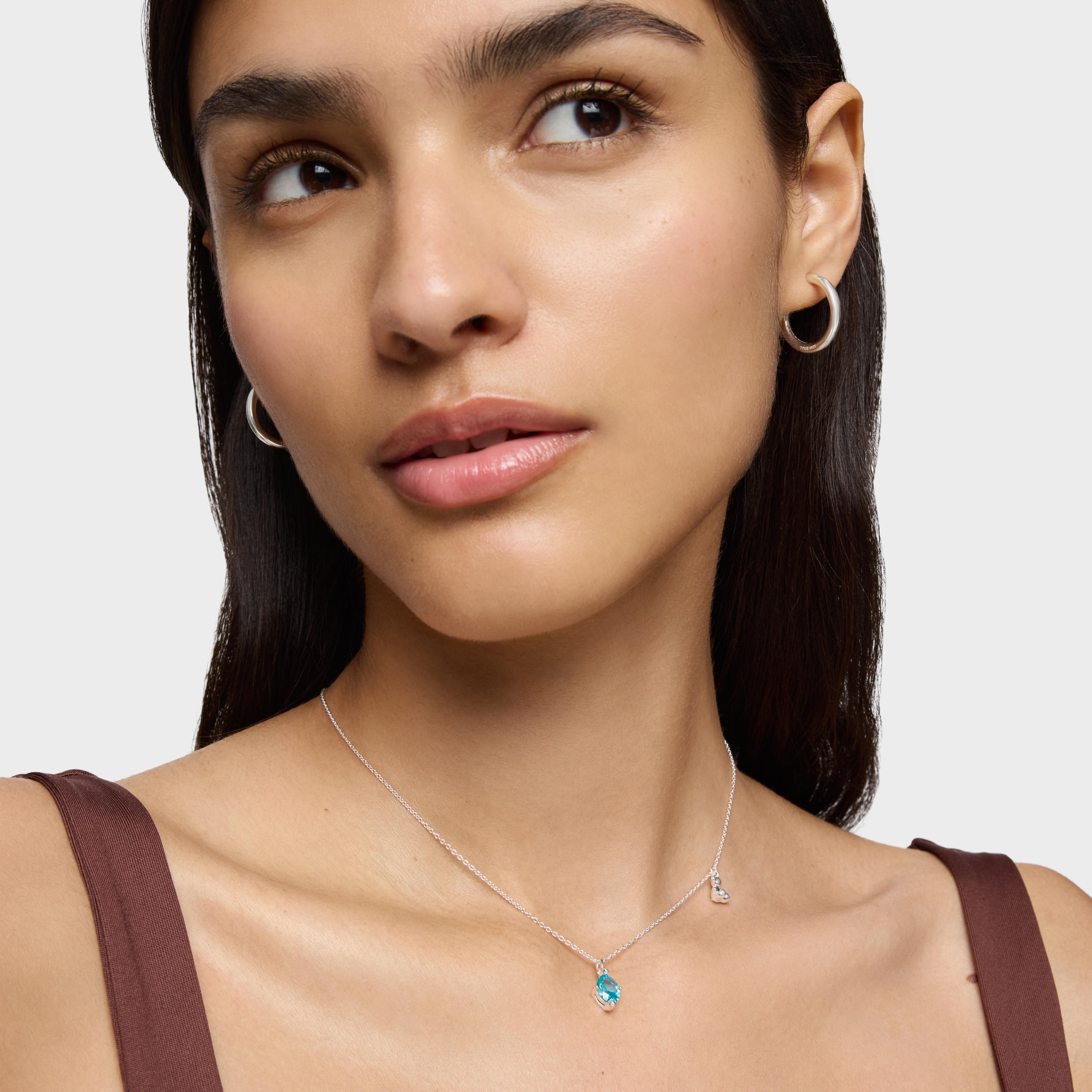 Short silver bear motif Necklace with lab-grown sapphire Bold Bear LGG