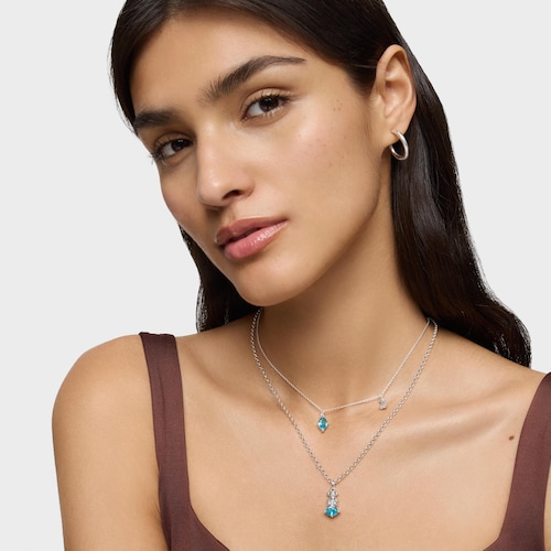 Short silver bear motif Necklace with lab-grown blue sapphire Bold Bear LGG