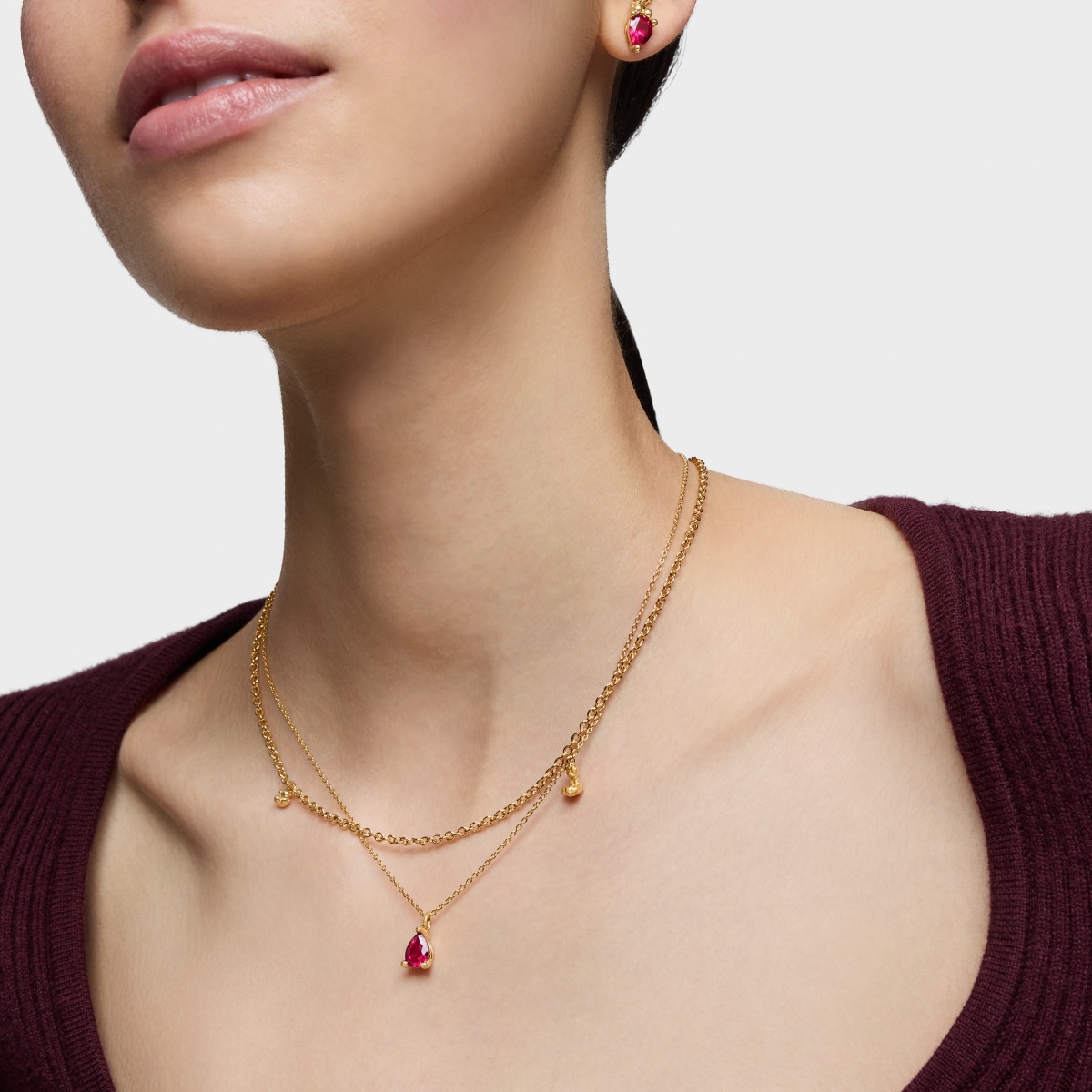 Short 18kt gold plating over silver bear motif Necklace with lab-grown ruby Bold Bear LGG