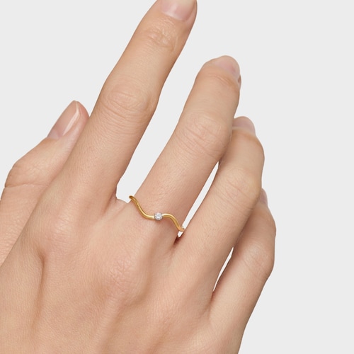 Gold wave-shaped Ring with Diamonds Daisy
