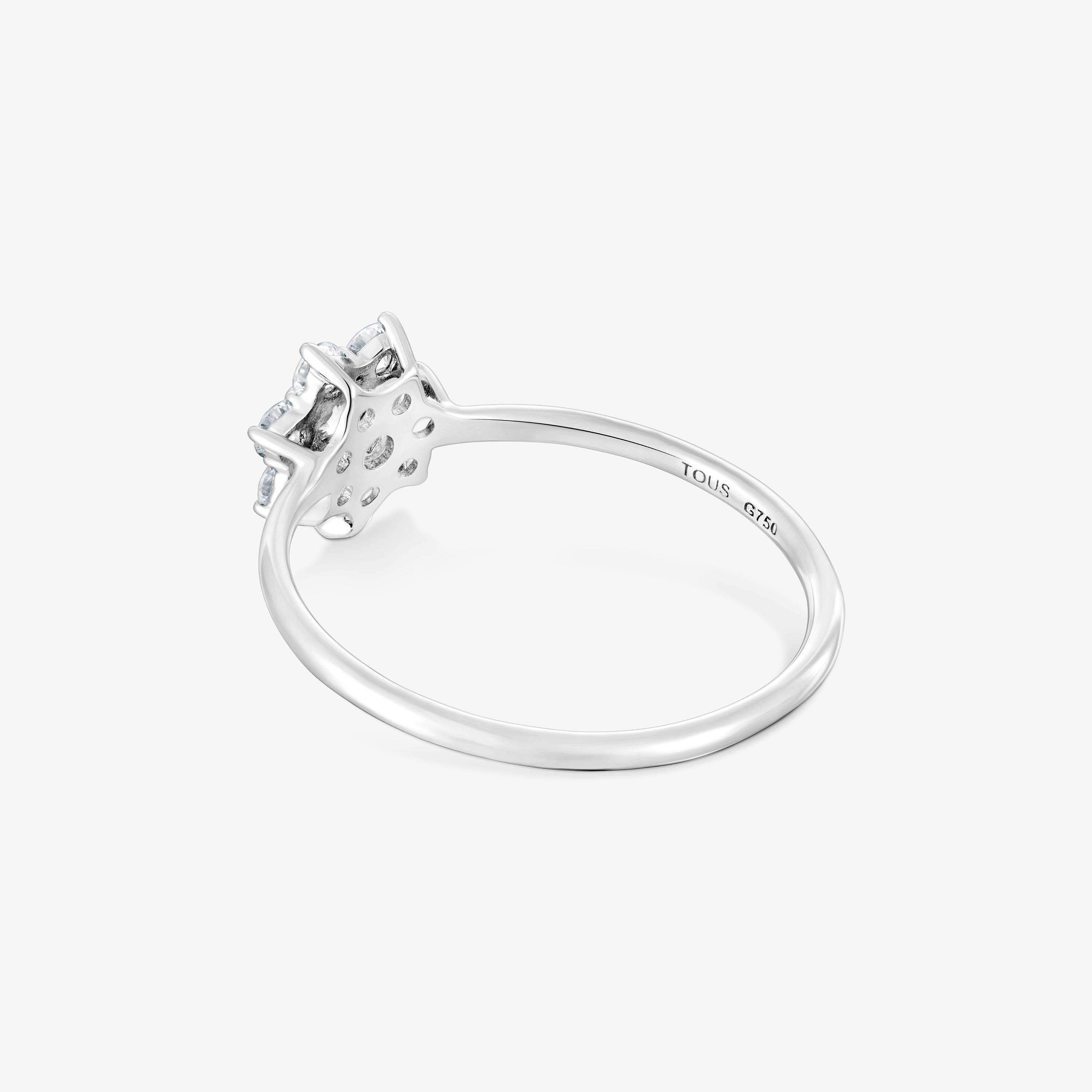 18K white gold Ring with diamond Daisy