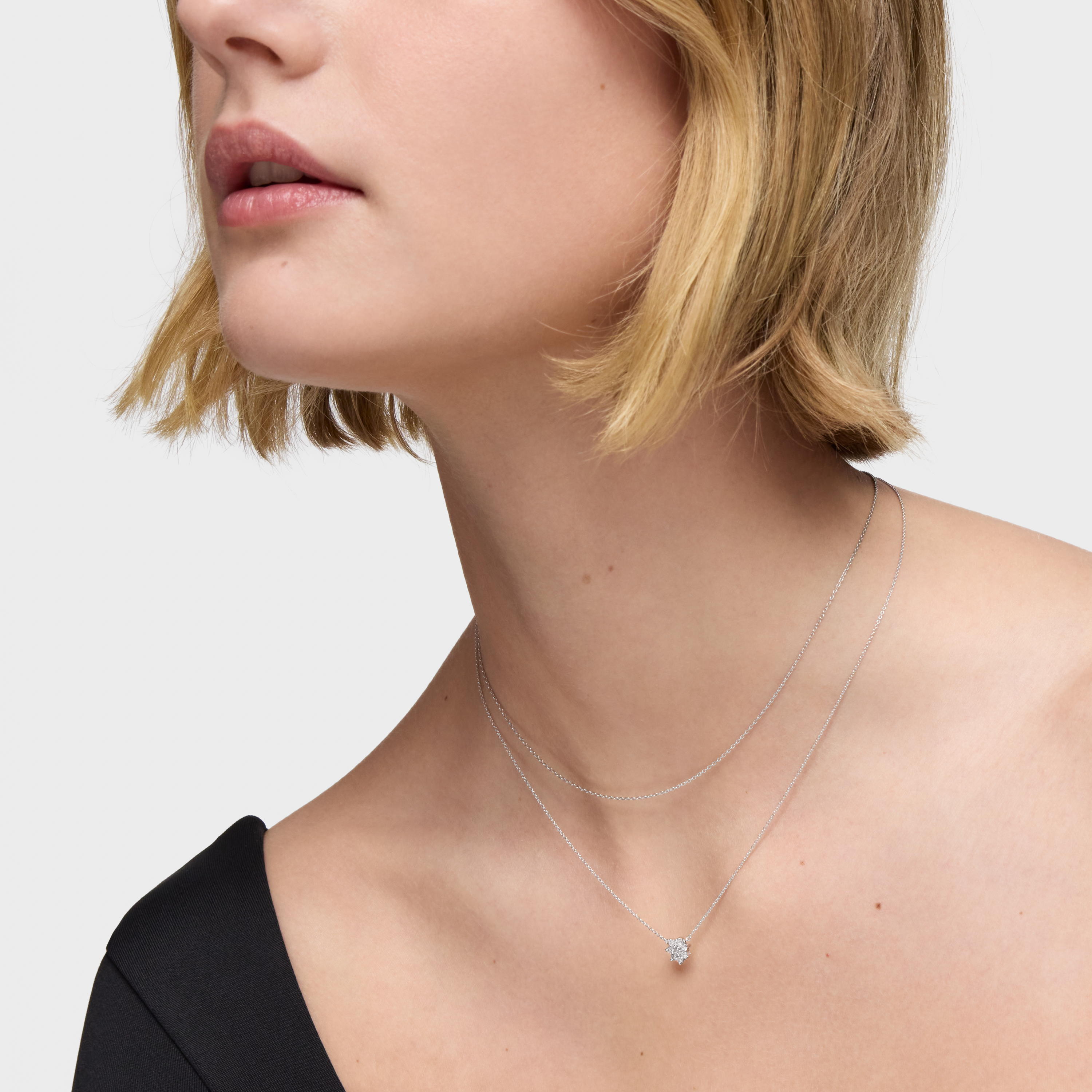 18K white gold Choker with diamond Daisy