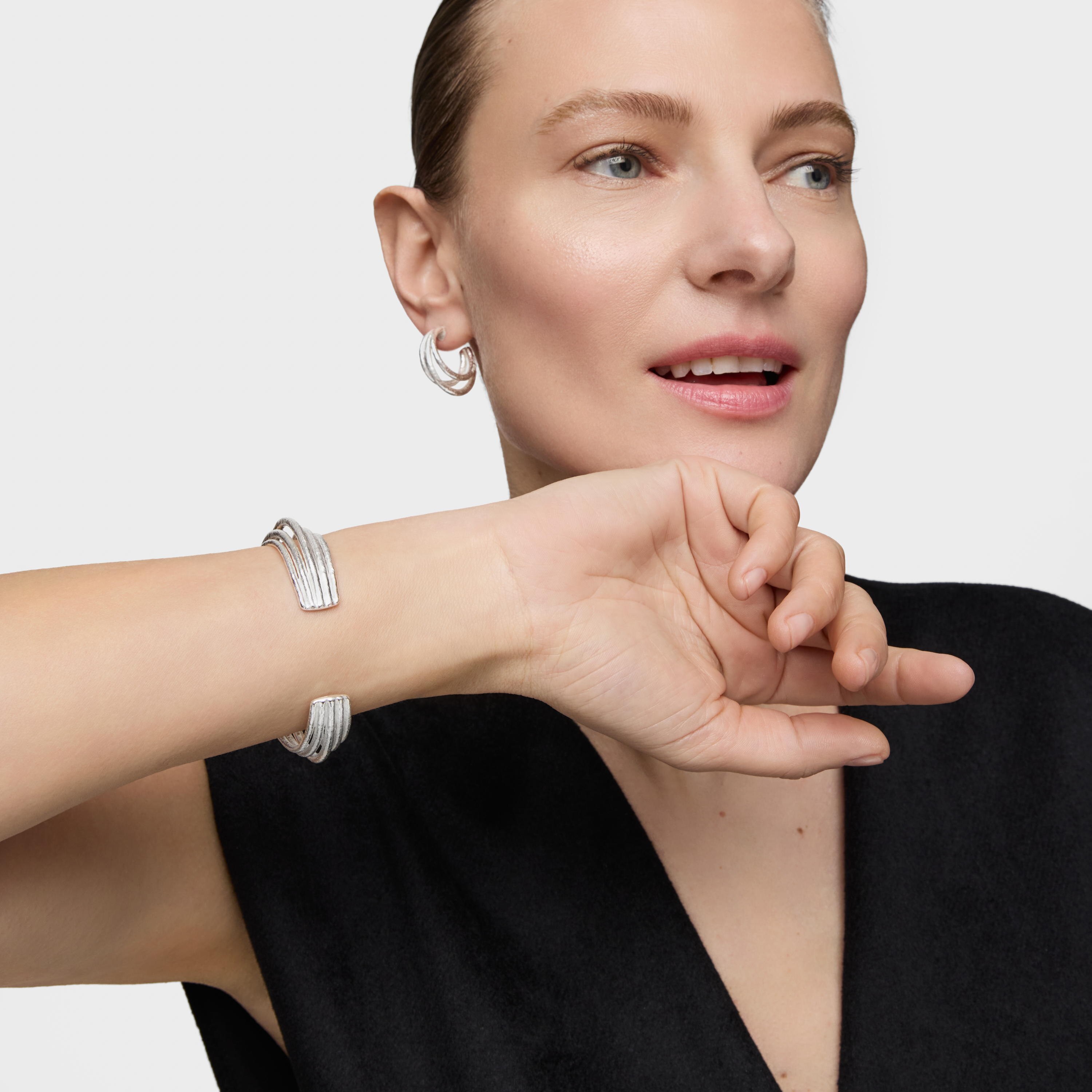 Silver Bangle Duna