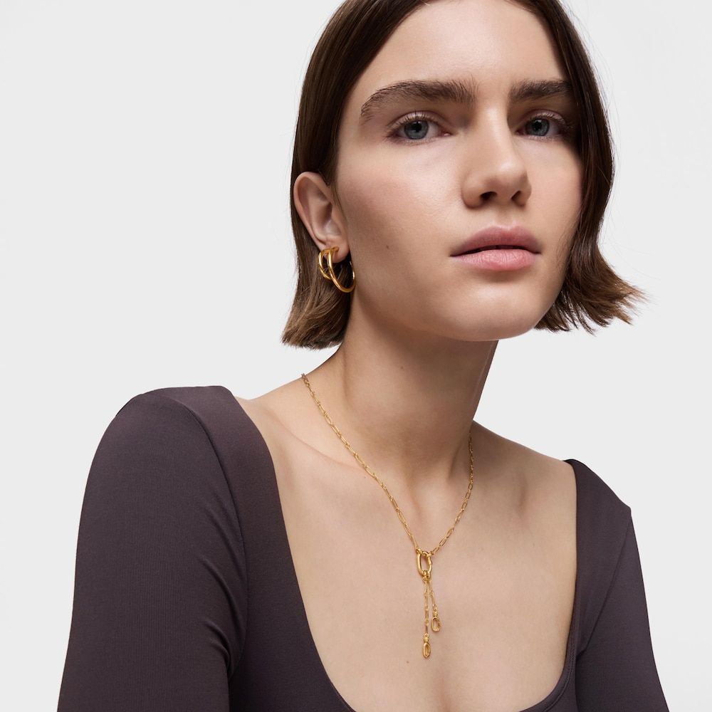Short 18kt gold plating over silver Necklace with double pendant detail and ring Hold Oval image number 3