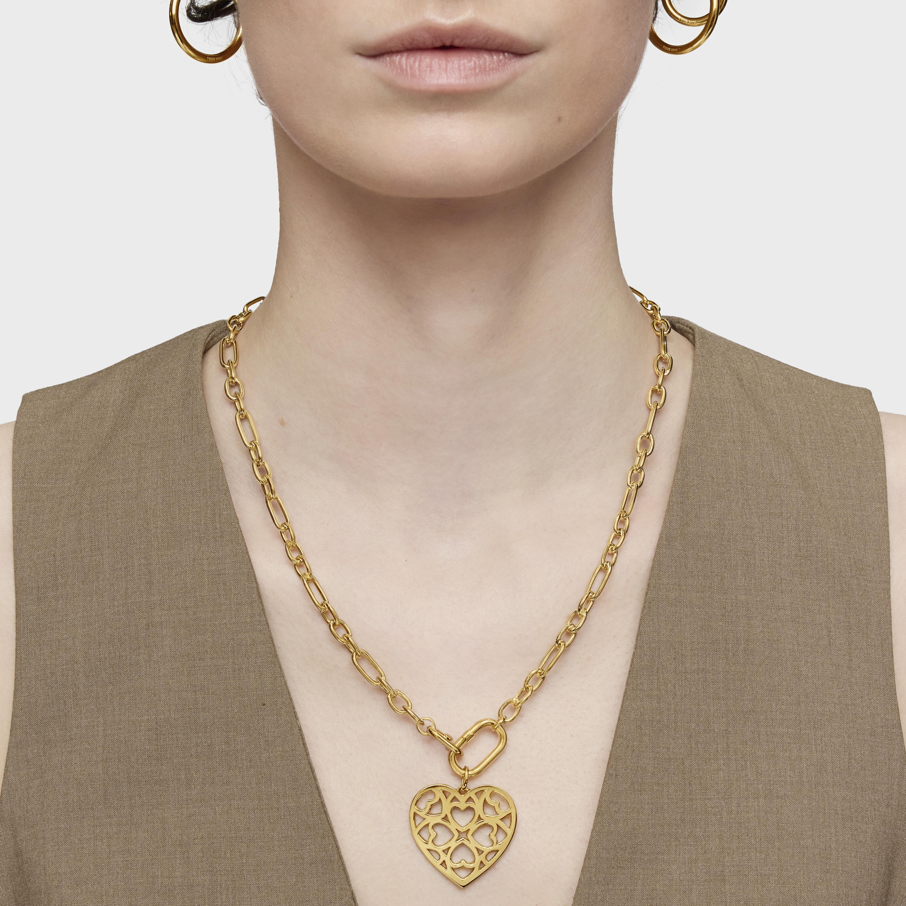 Short 18K gold vermeil Necklace with ring Hold Oval