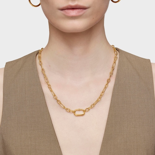 Collar corto con baño de oro 18 kt sobre plata y anilla Hold Oval
