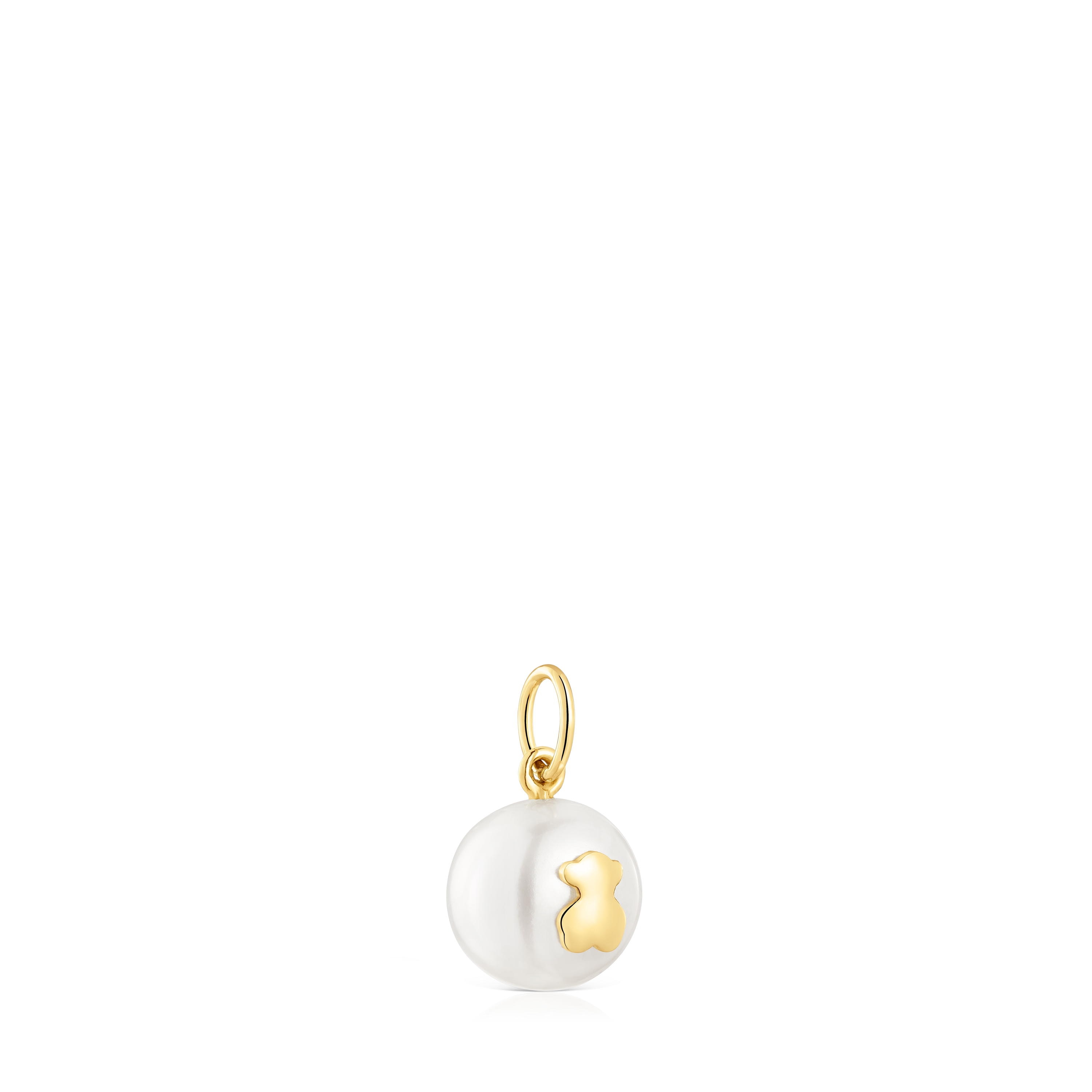 Small gold pendant with cultured pearl and bear motif Sweet Dolls