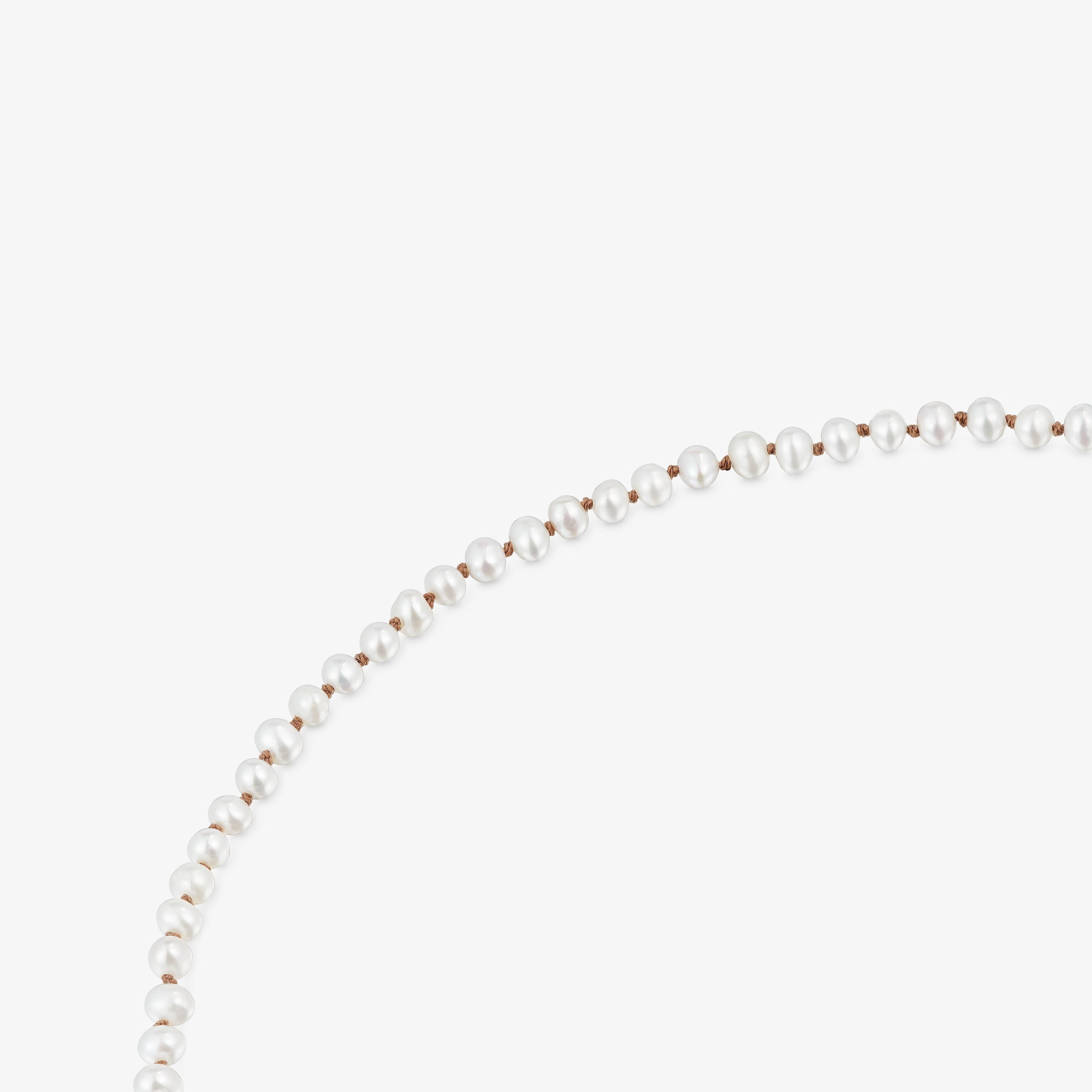 Short 18K solid gold Necklace with cultured pearl and mm bear motif Sweet Dolls