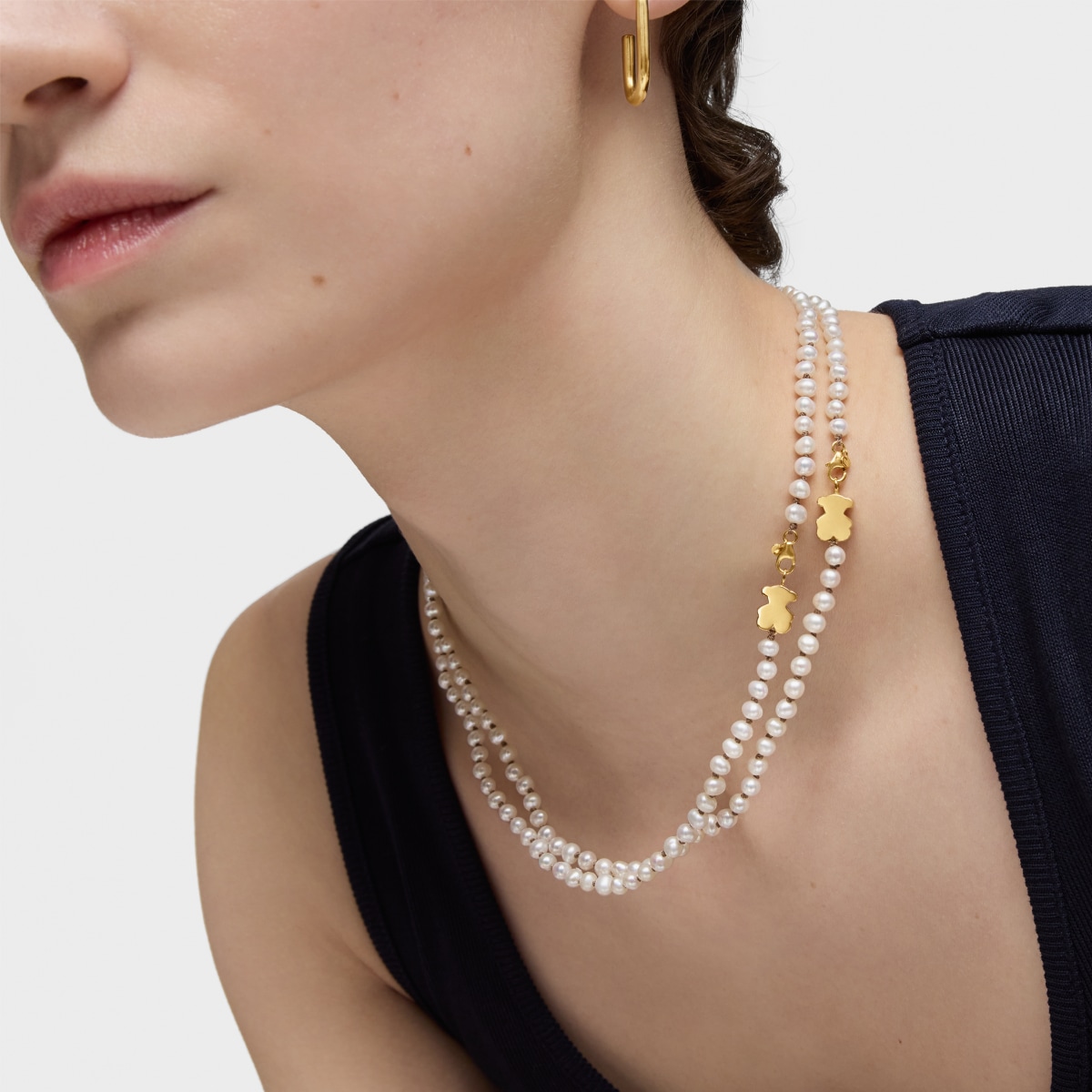 Short gold Necklace with cultured pearl and 10 mm bear motif Sweet Dolls