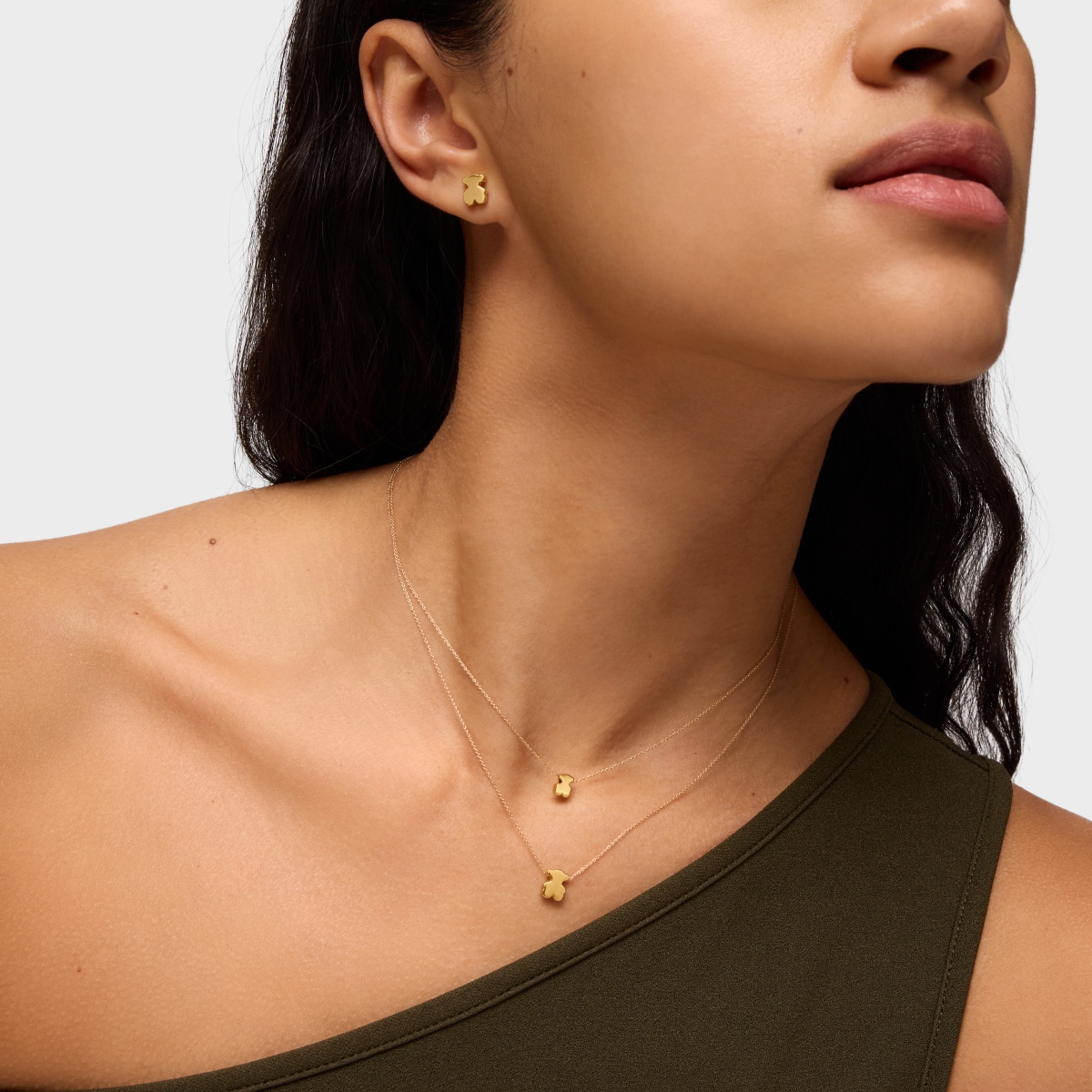 Short gold Necklace with 8 mm bear motif Sweet Dolls