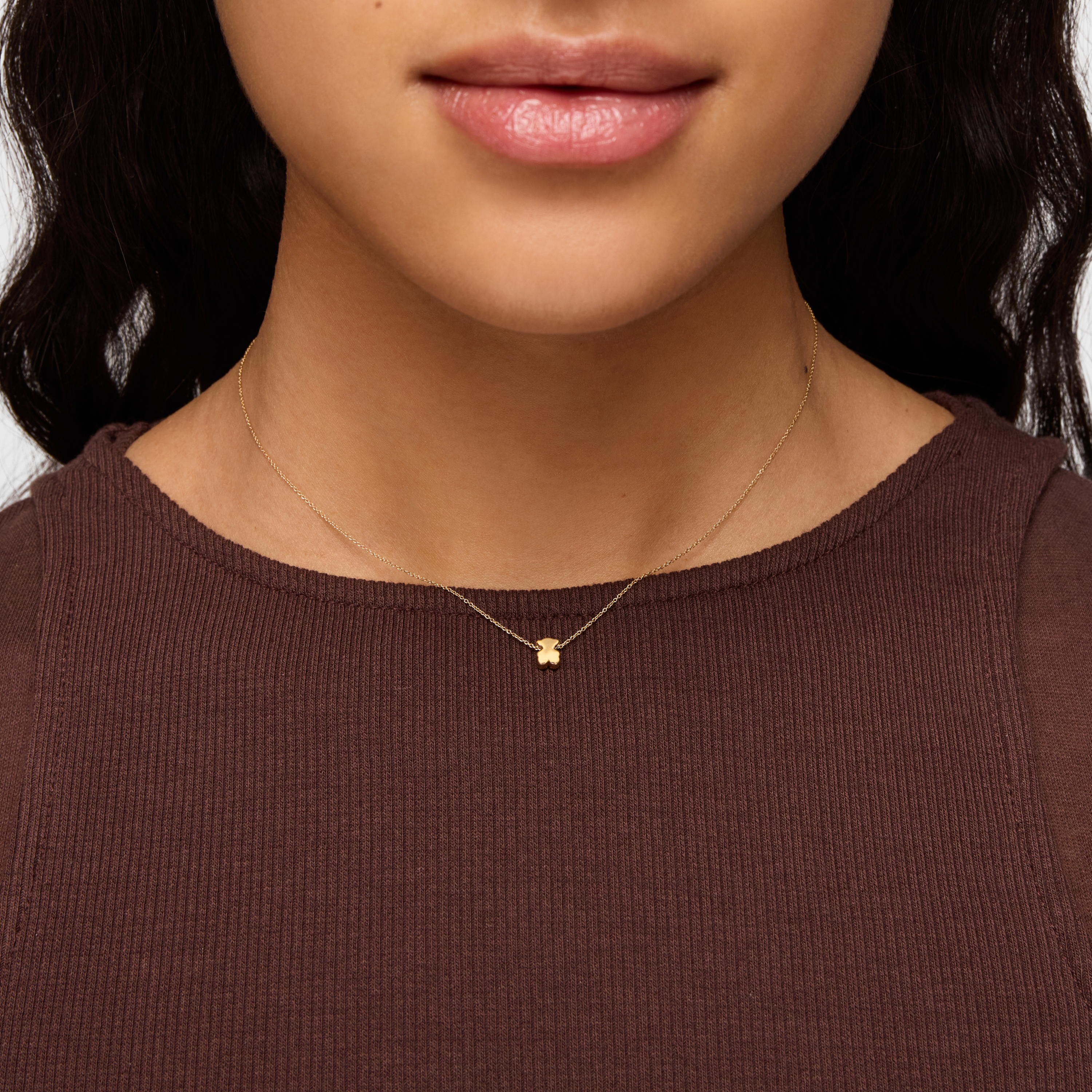 Short 18K solid gold Necklace with 6 mm bear motif Sweet Dolls