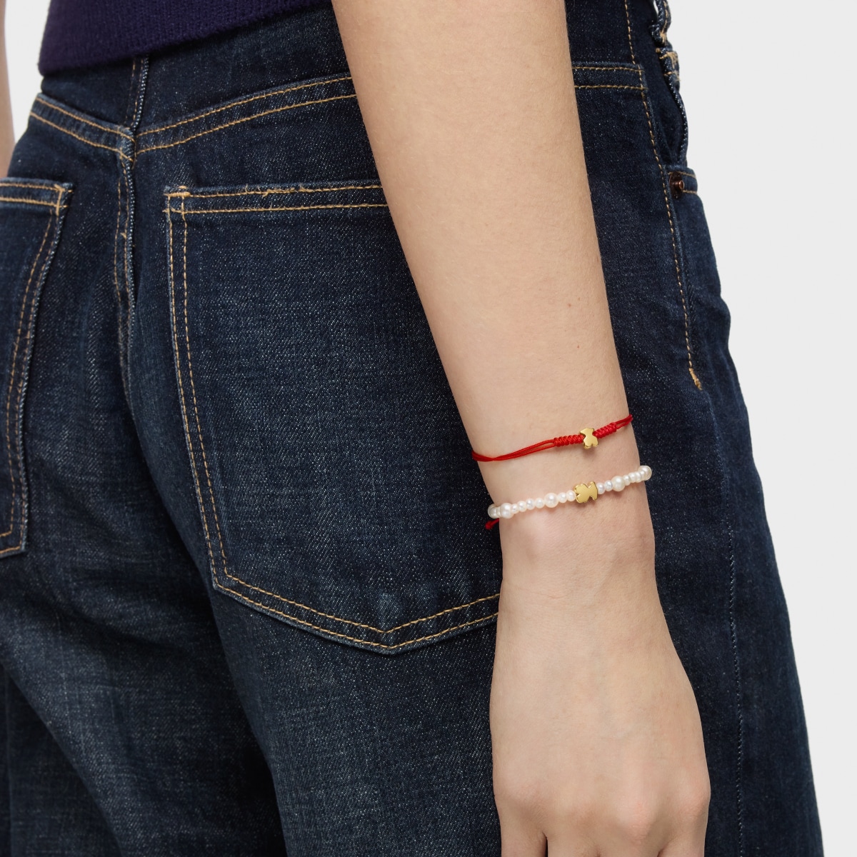 Pulsera elástica de perlas cultivadas y motivo oso de oro Sweet Dolls