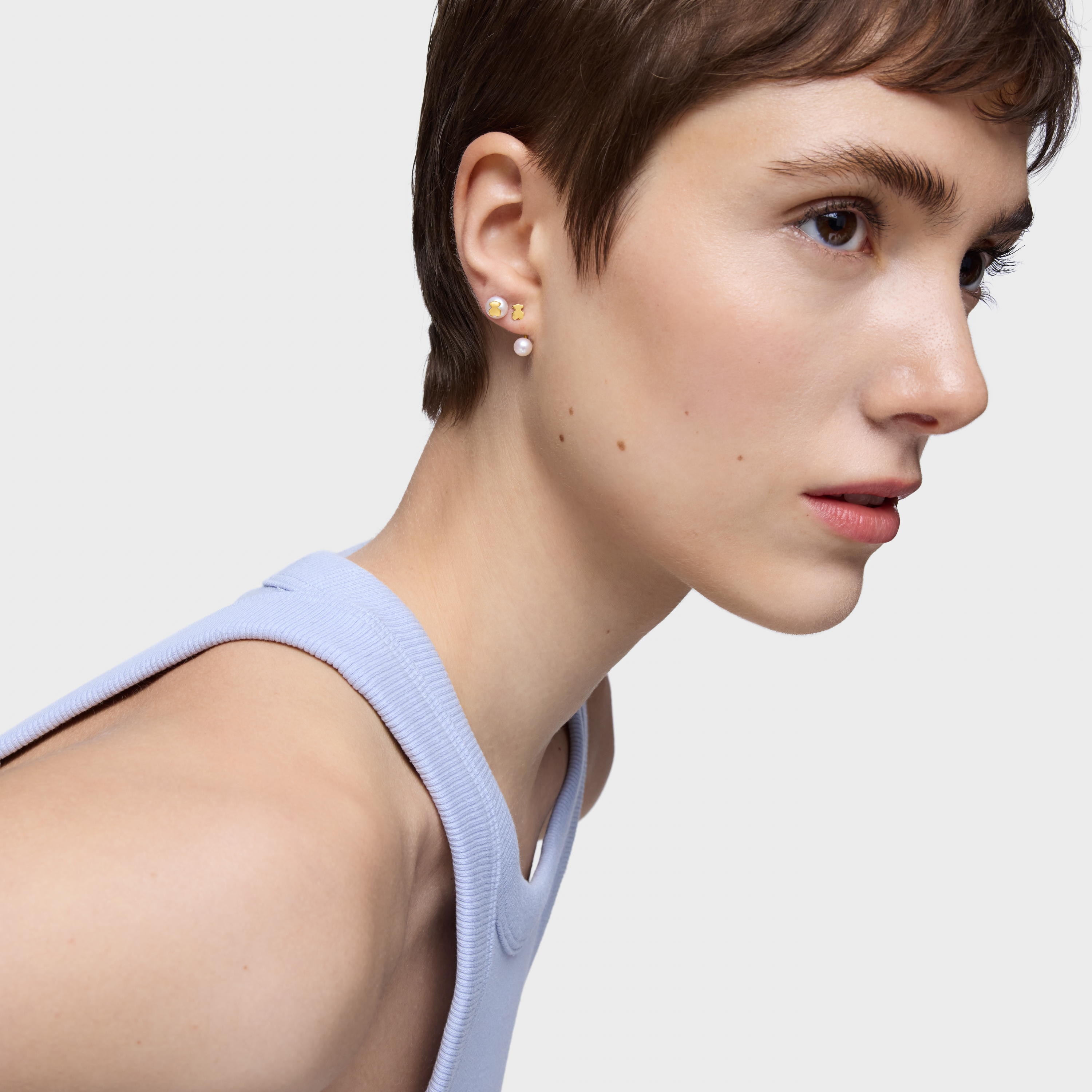 Short single 18K solid gold bear Earring with cultured pearl Sweet Dolls