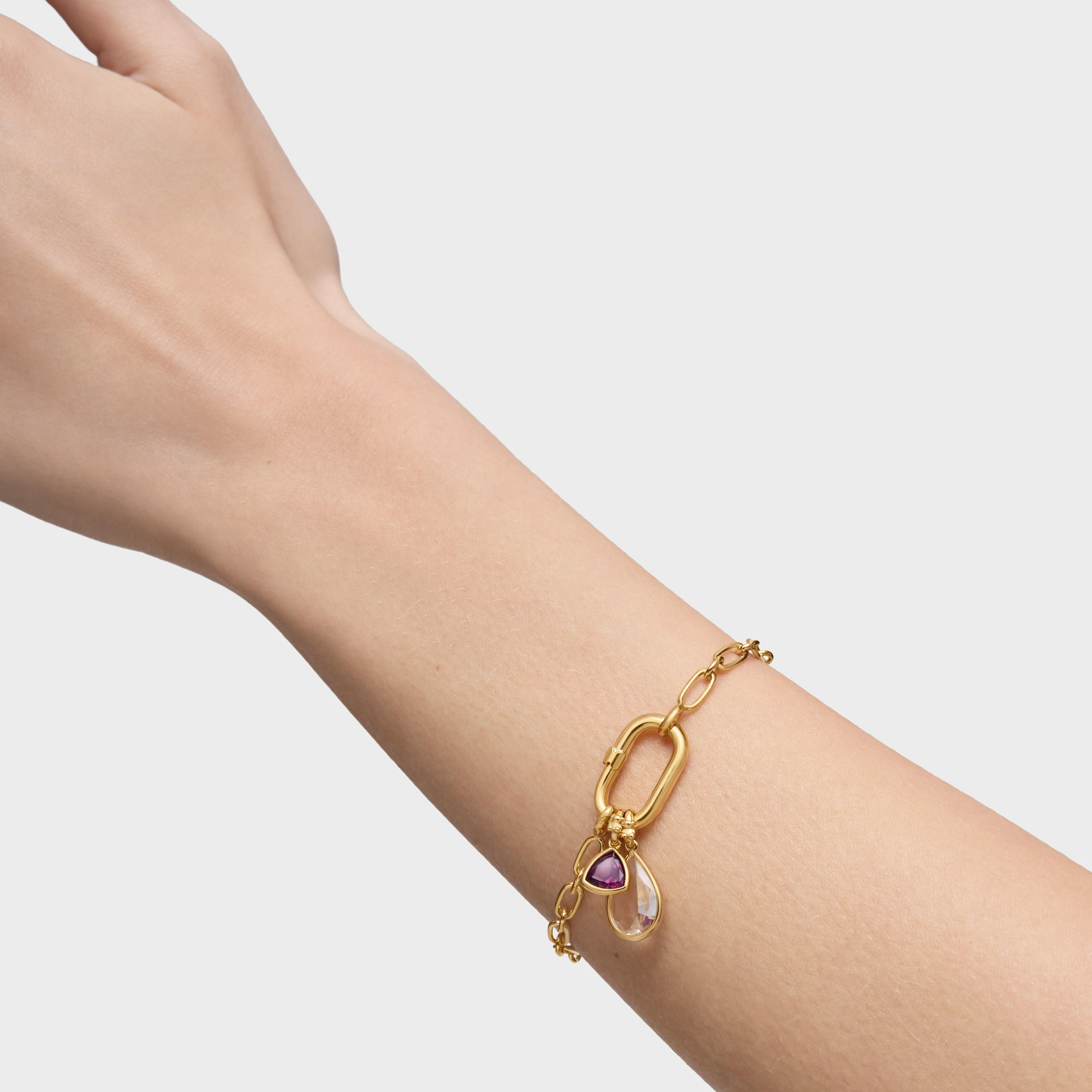 18kt gold plating over silver chain Bracelet with ring Hold Oval