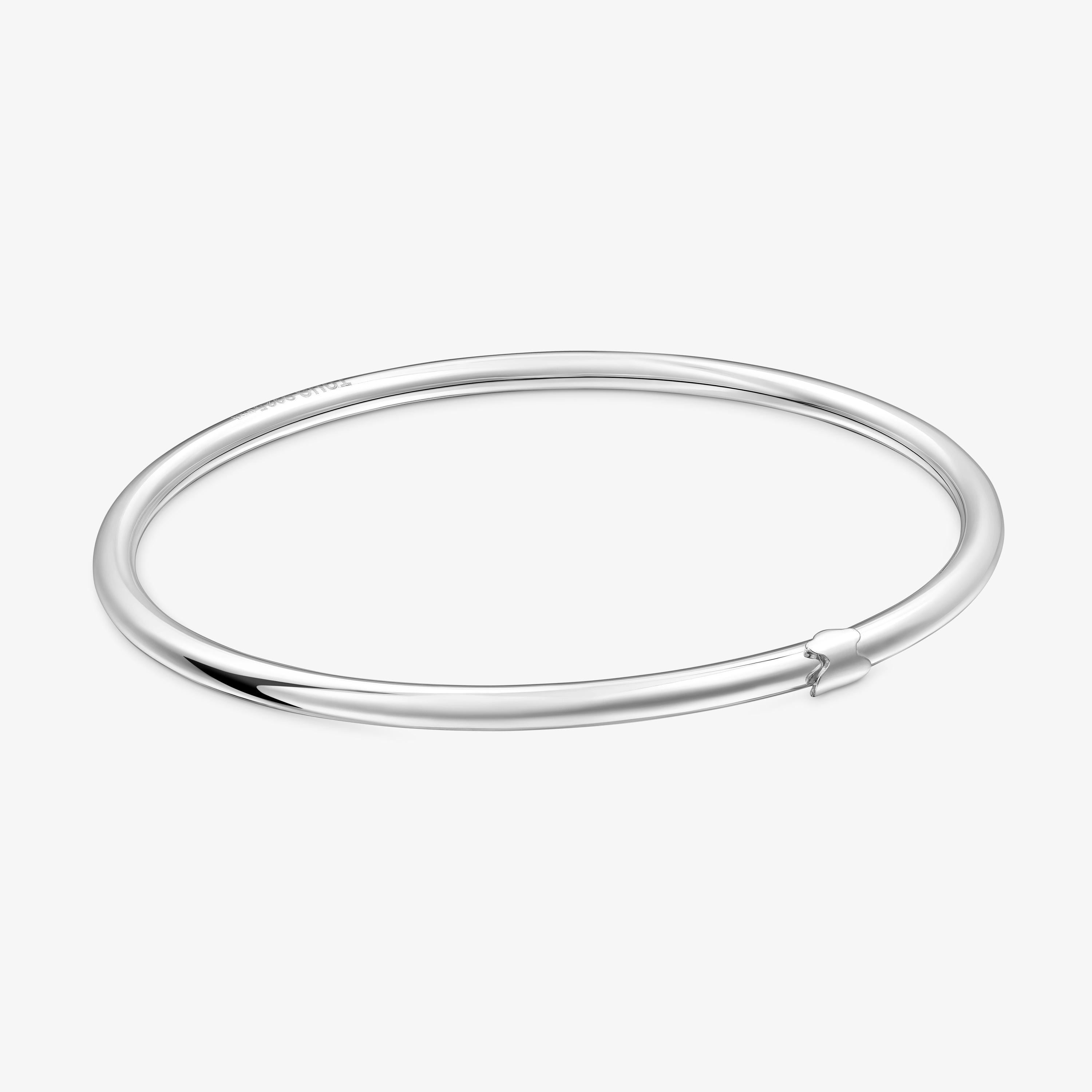 Silver closed Bangle Hold