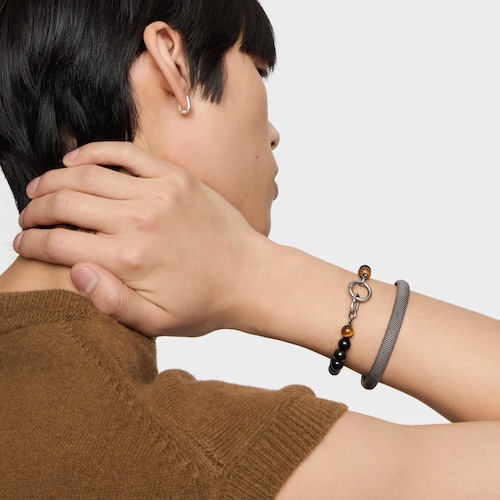 Silver Bracelet with onyx, tiger’s eye and rings Hold Man