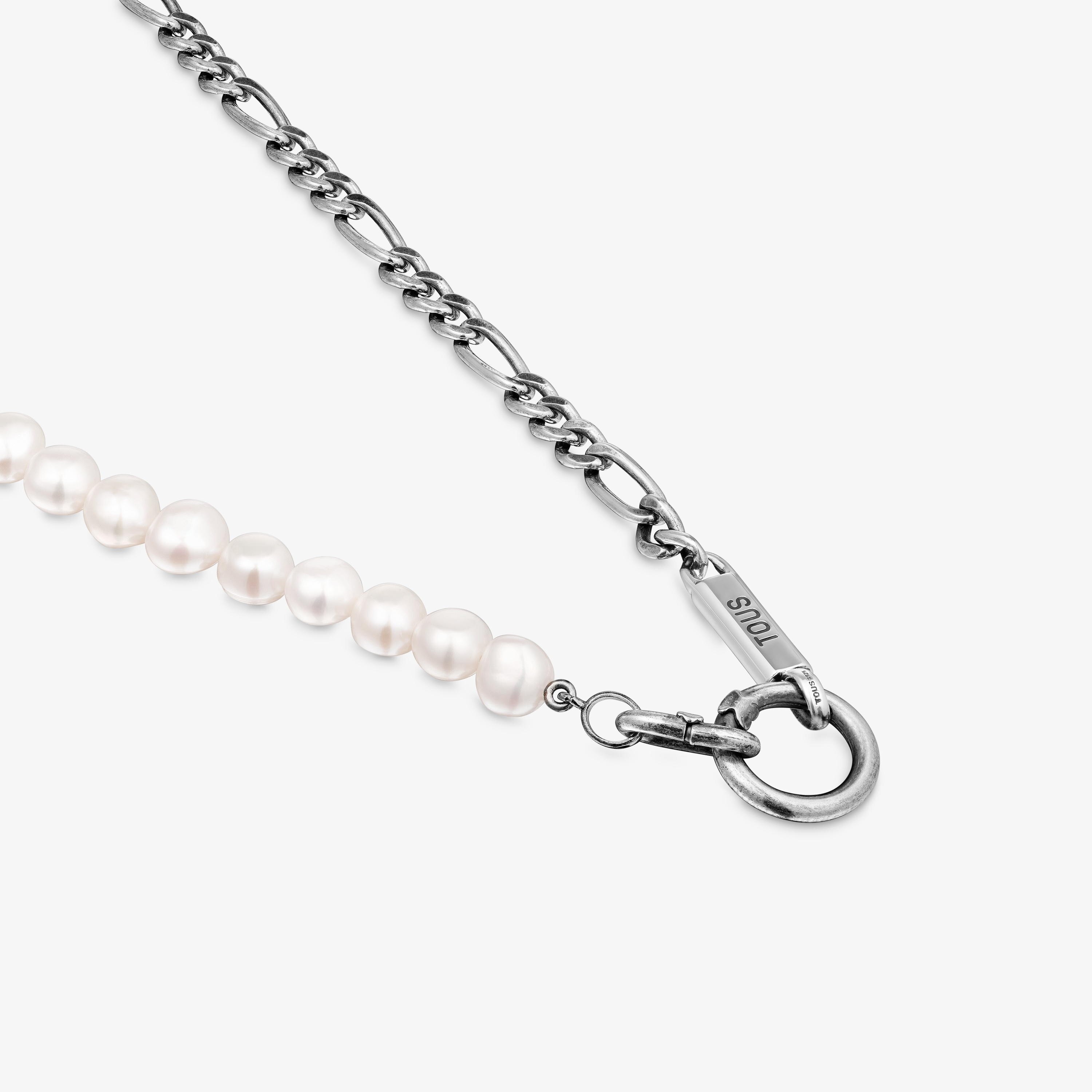 Silver curb chain Necklace with cultured pearls Hold Man