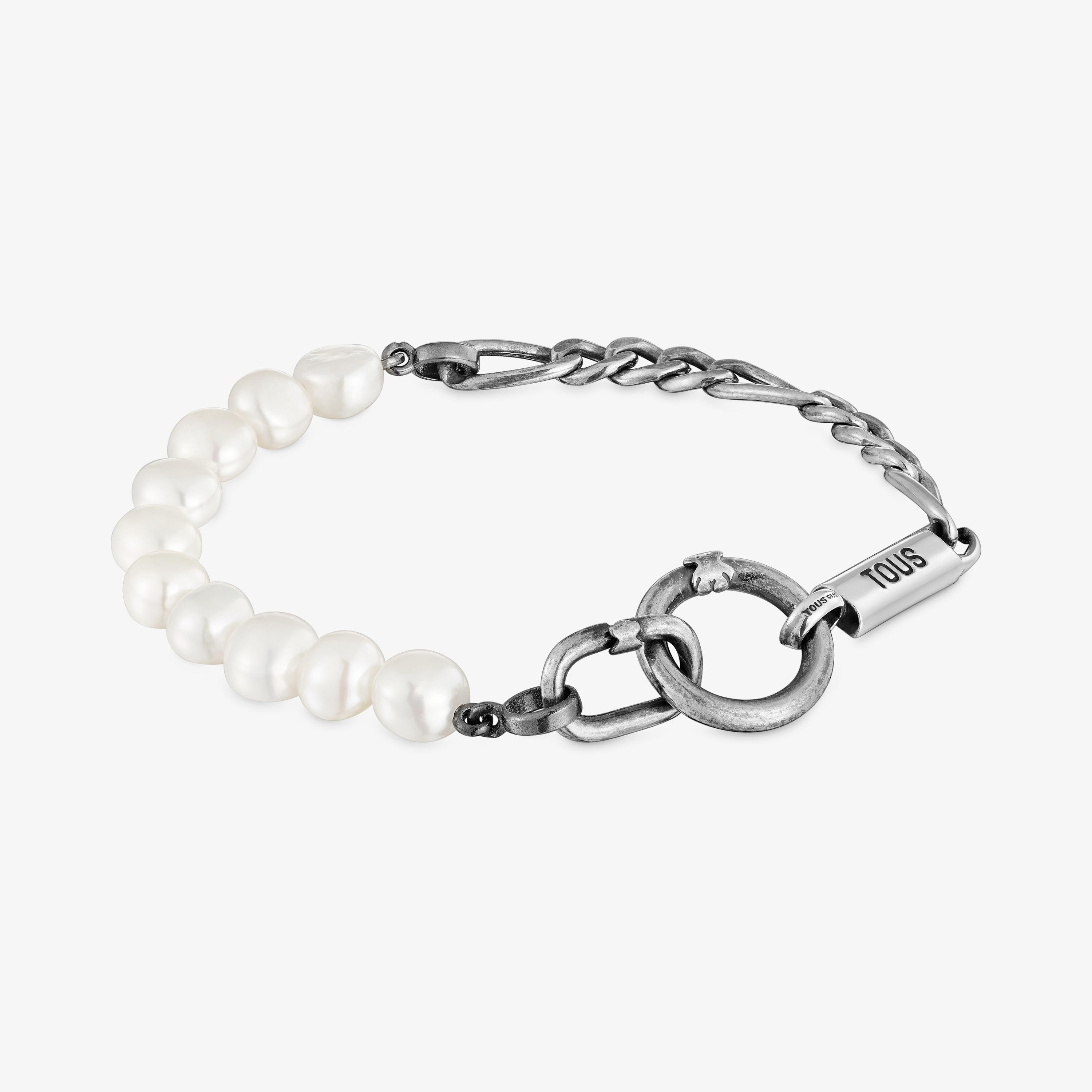 Silver curb chain Bracelet with cultured pearls Hold Man