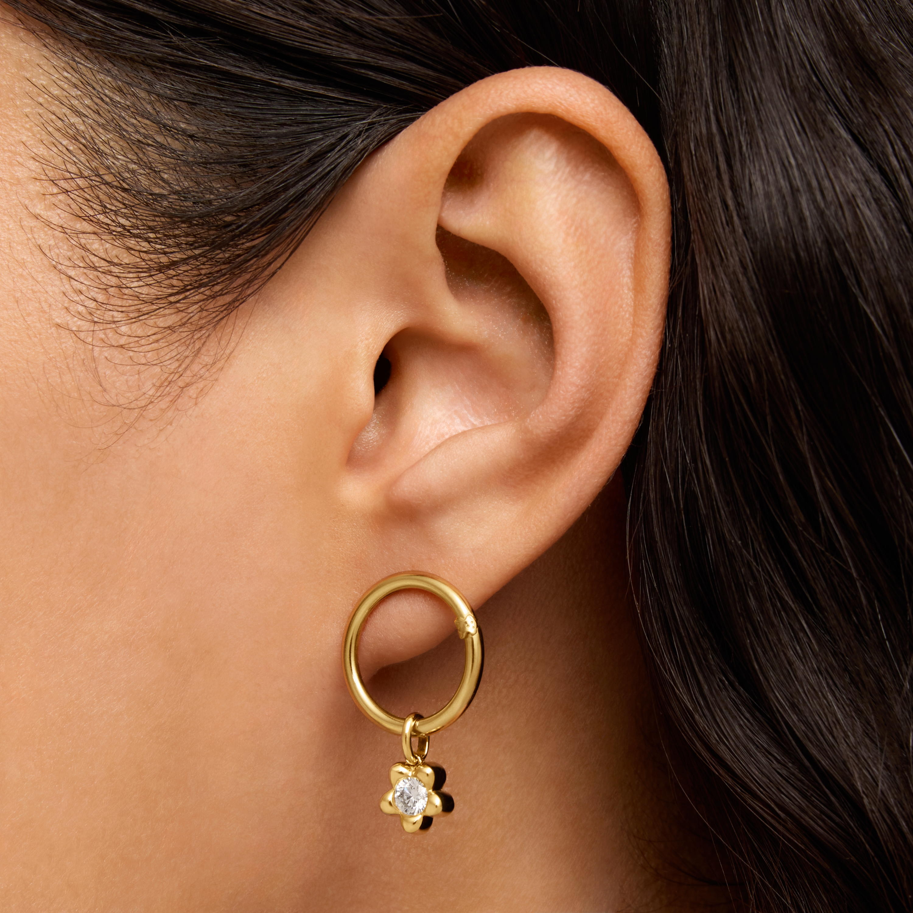 18K solid gold Flower pendant with lab-grown diamond TOUS Lili