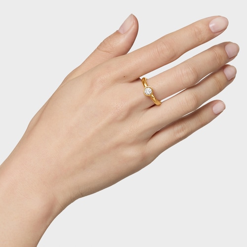 18kt gold plating over silver Wide ring with laboratory-grown diamond Line LGD