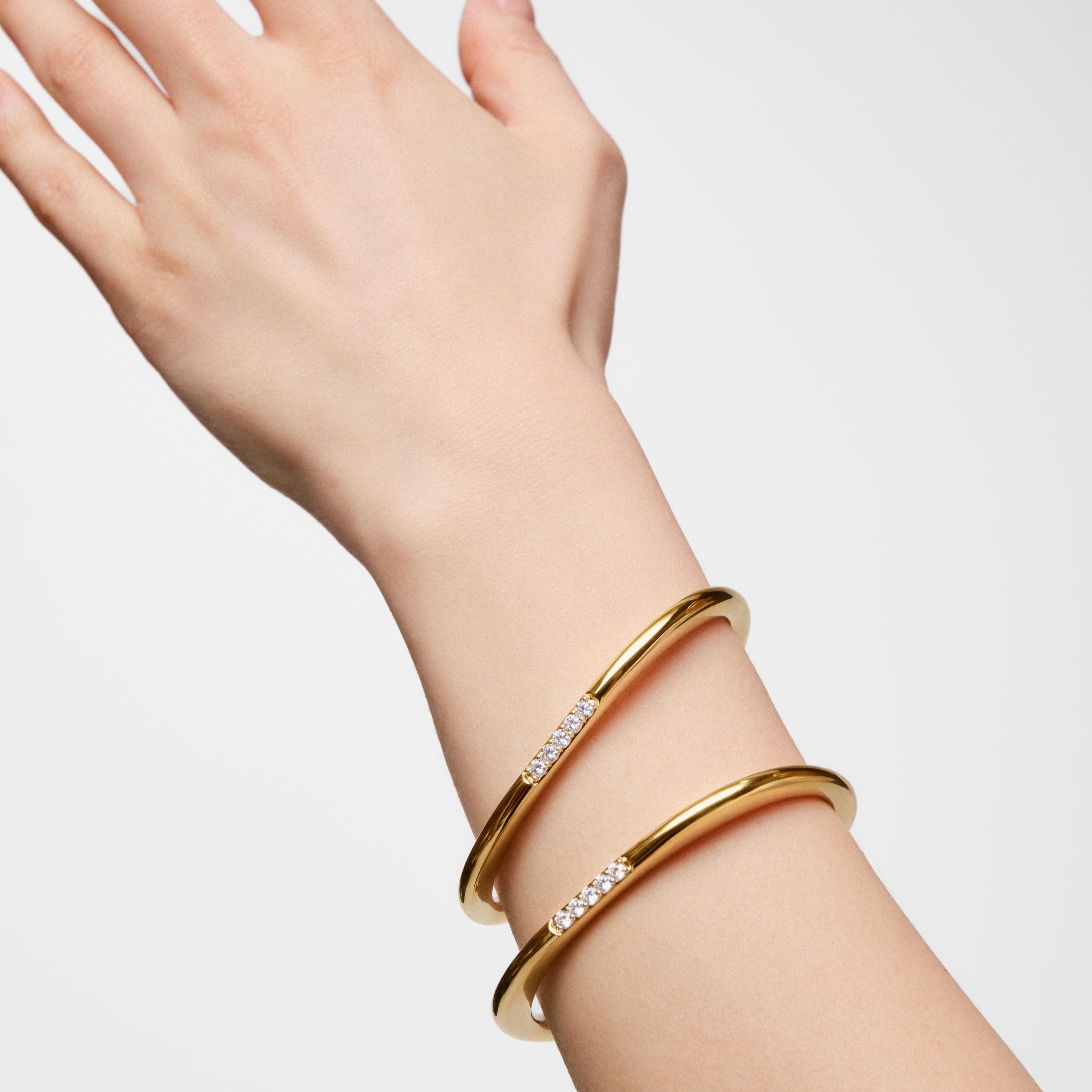 Bangle with 18K gold vermeil and laboratory-grown diamonds Line LGD