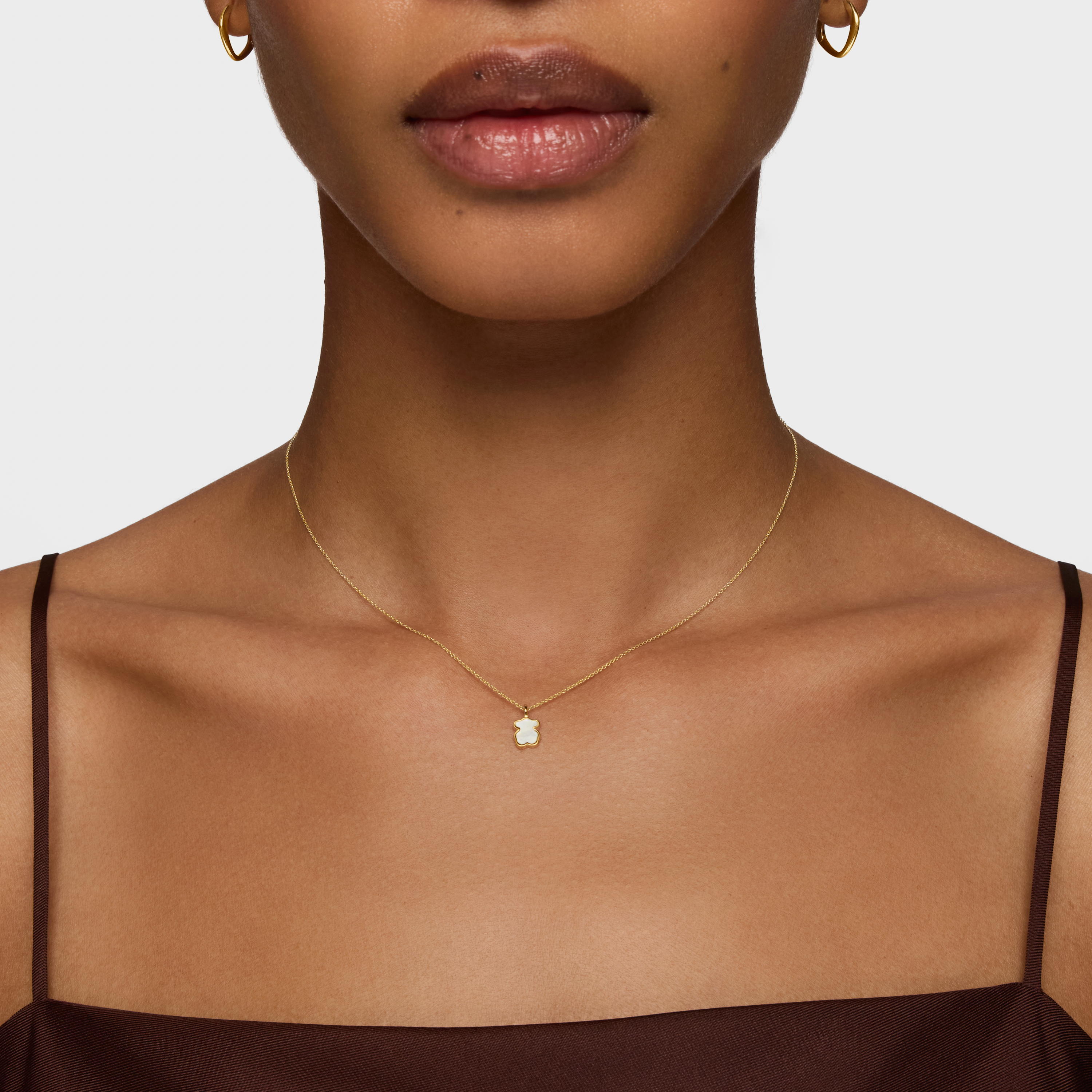 Short 14K solid gold Necklace with mother-of-pearl XXS