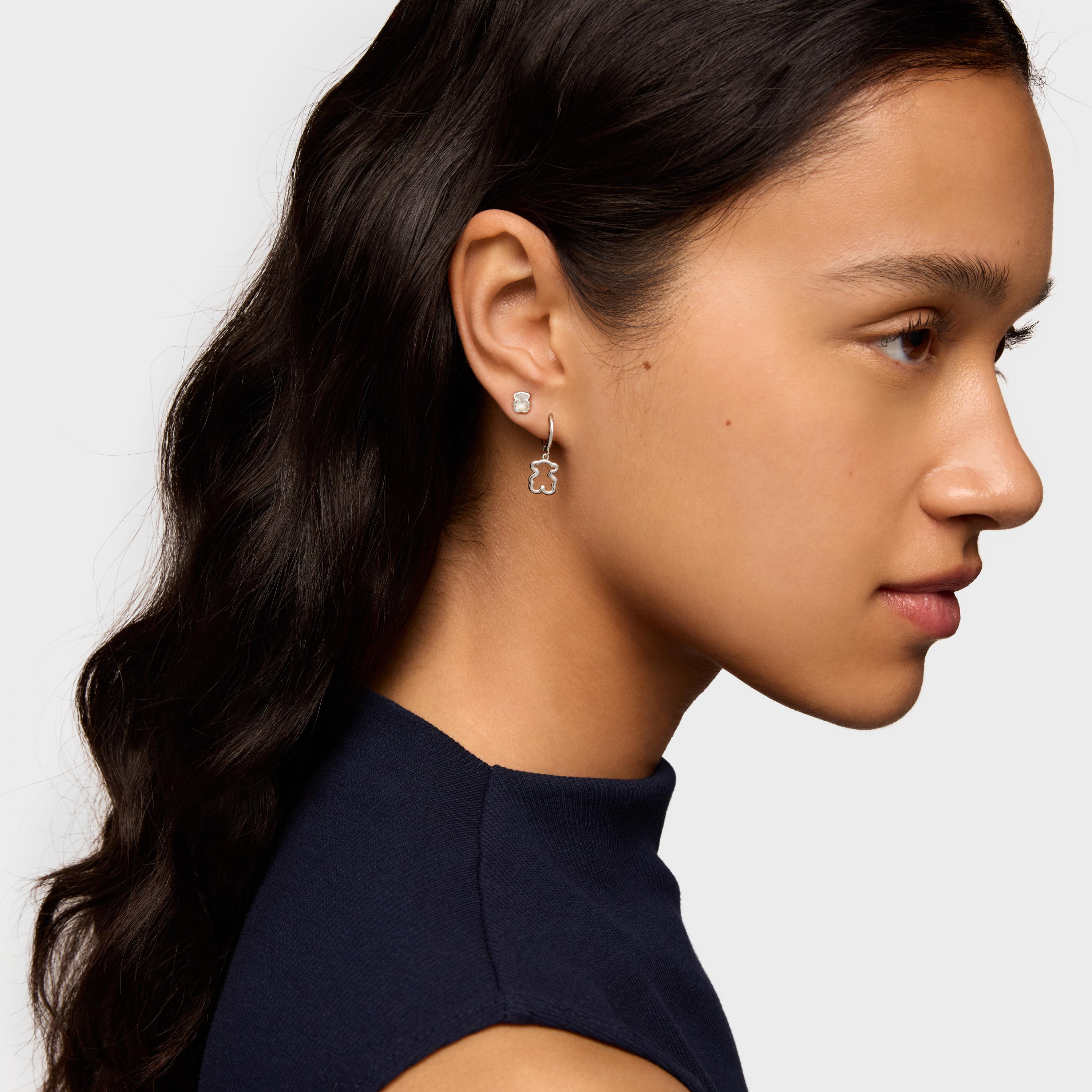 Silver Hoop earrings with bear motif New Silueta