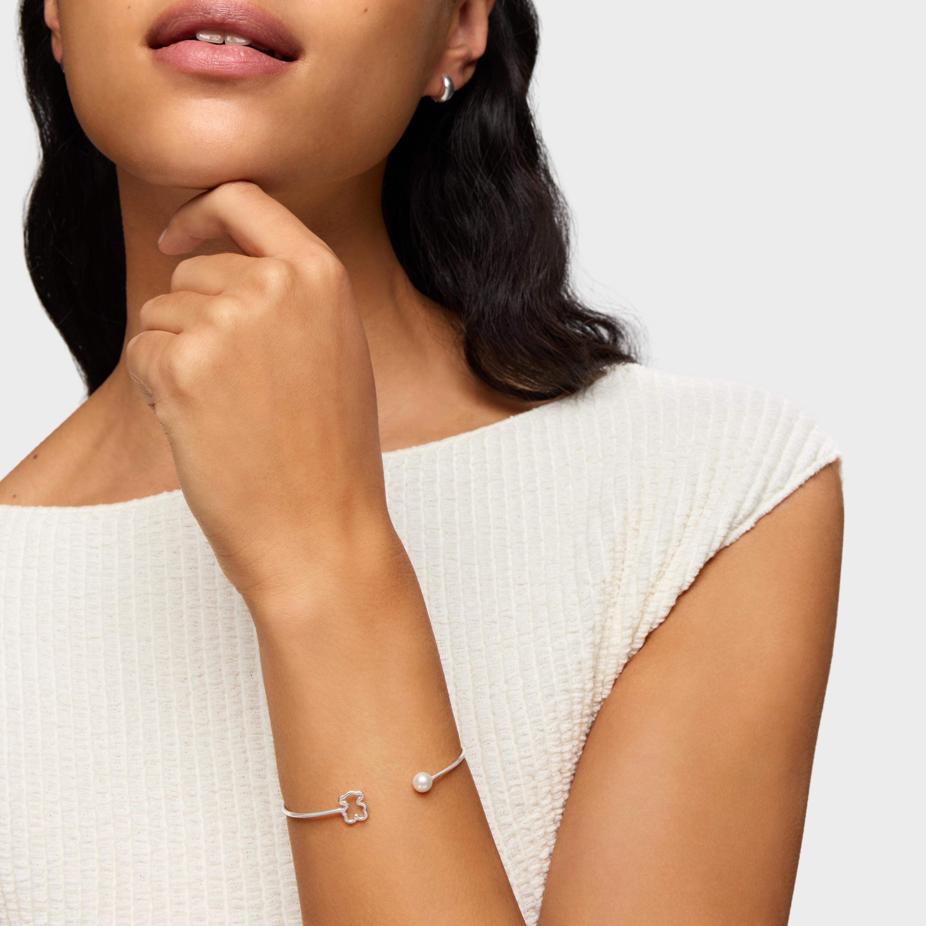 Silver Bangle with cultured pearl New Silueta