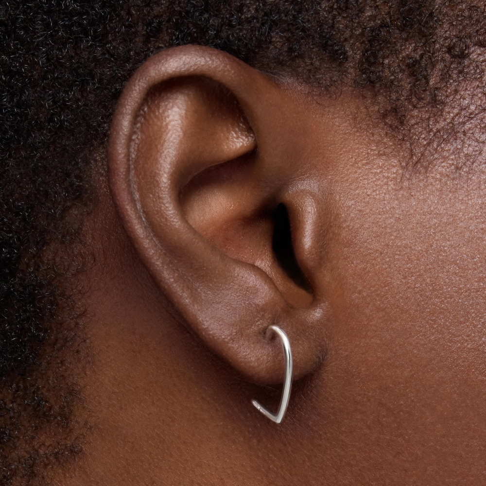 Silver Hoop earrings with heart motif New Silueta