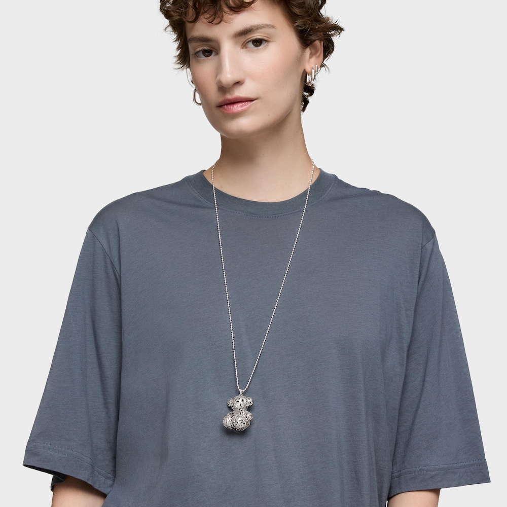 Stř&iacute;brn&yacute; děrovan&yacute; Př&iacute;věsek ve tvaru medv&iacute;dka o&nbsp;velikosti 40&nbsp;mm Bold Bear