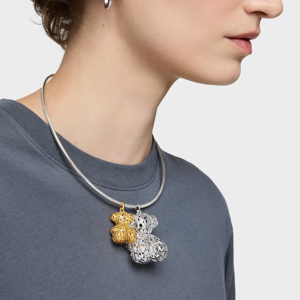 Stř&iacute;brn&yacute; děrovan&yacute; Př&iacute;věsek ve tvaru medv&iacute;dka o&nbsp;velikosti 40&nbsp;mm Bold Bear