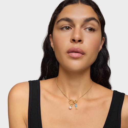 14kt gold Pendant with cultured pearl Medallions