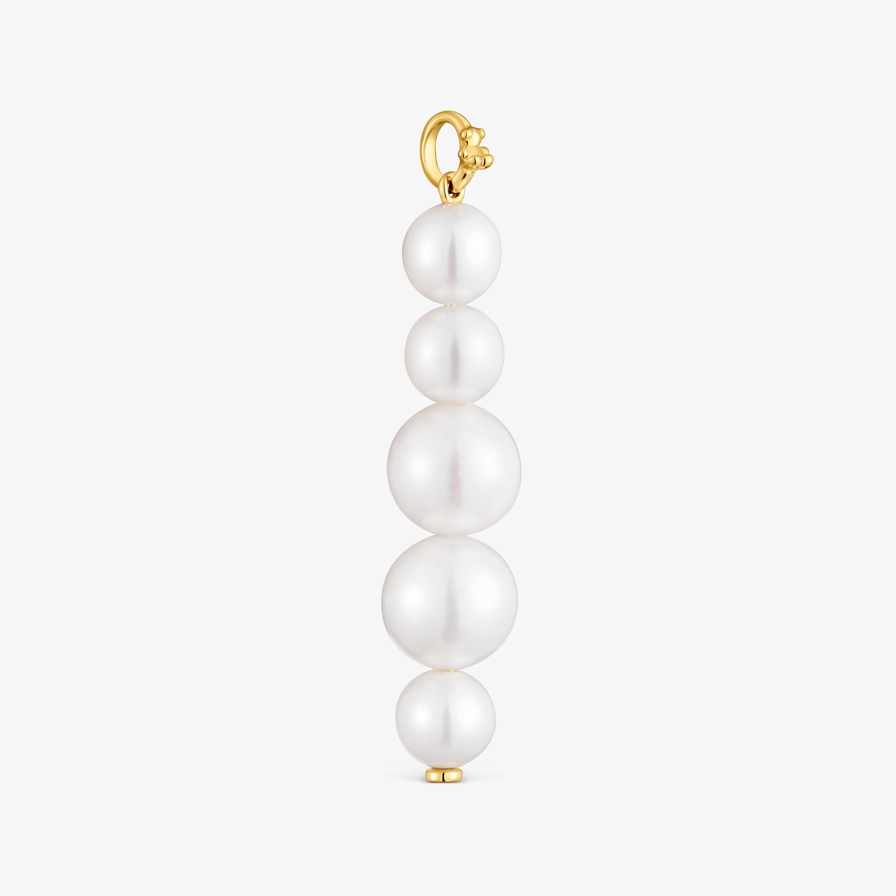 Long 14K solid gold Pendant with cultured pearls Medallions