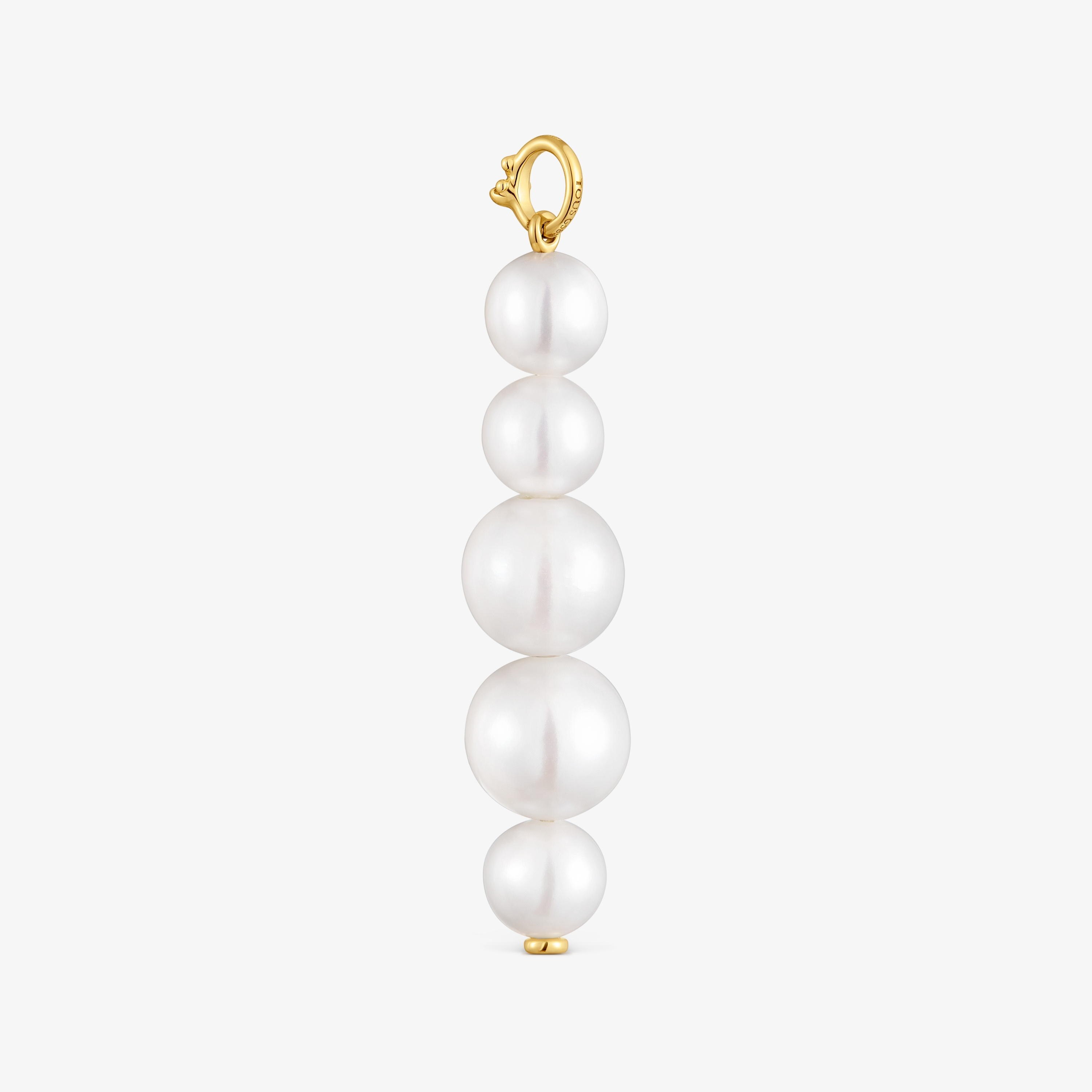 Long 14K solid gold Pendant with cultured pearls Medallions