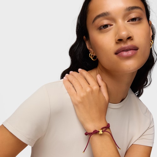 Burgundycolored elastic Bracelet and bear with 18kt gold plating over silver Sweet Dolls