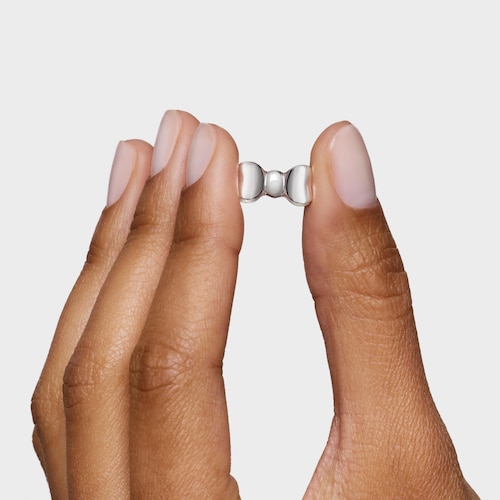 Colgante lazo de plata 15 mm TOUS Ribbon